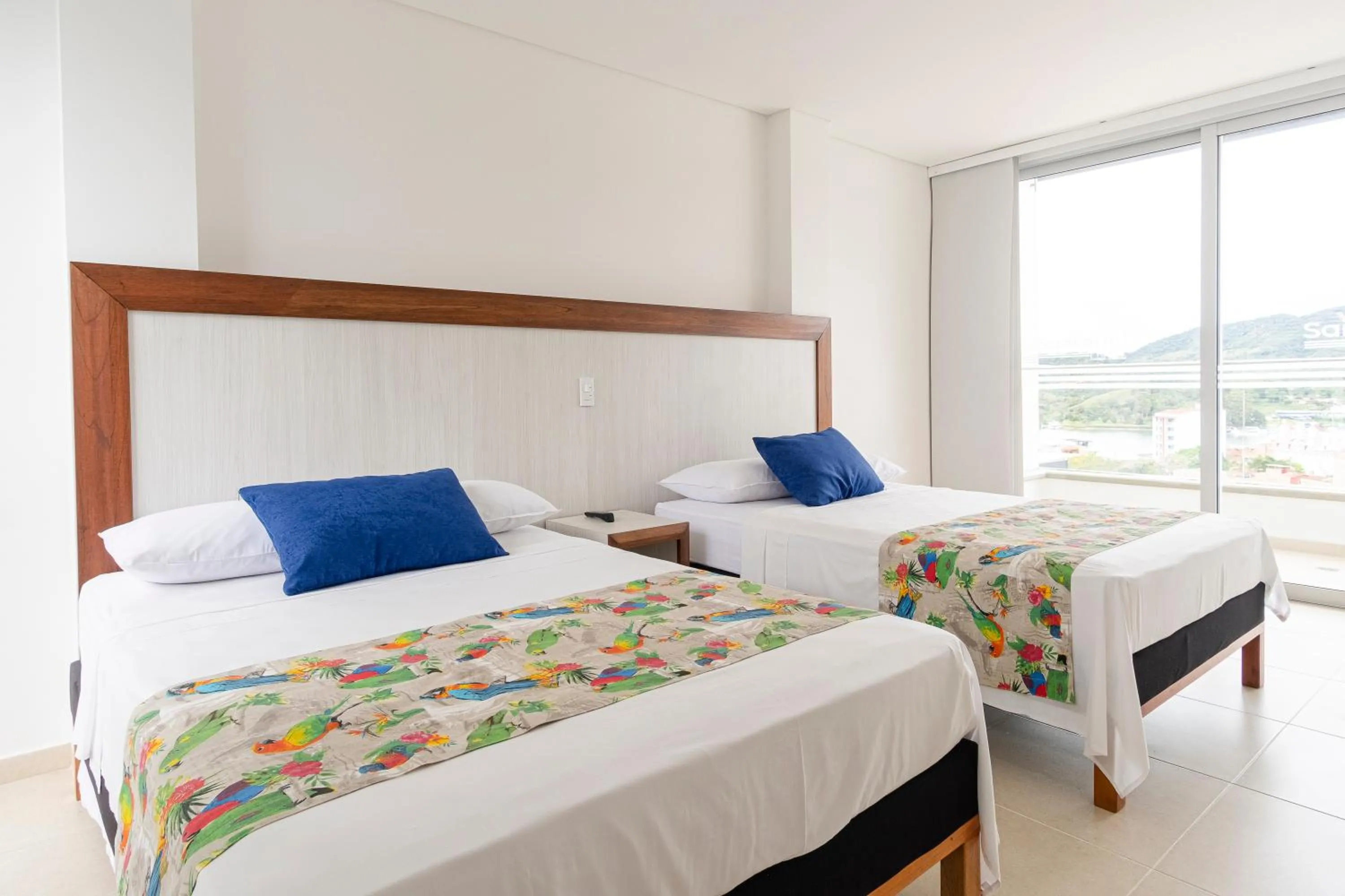 Photo of the whole room, Bed in Hotel Santorini