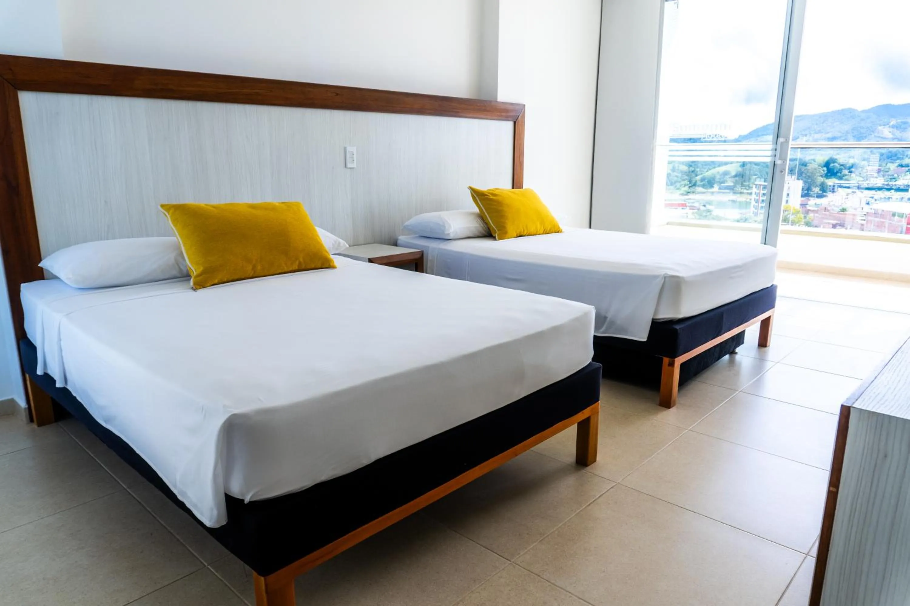 Photo of the whole room, Bed in Hotel Santorini