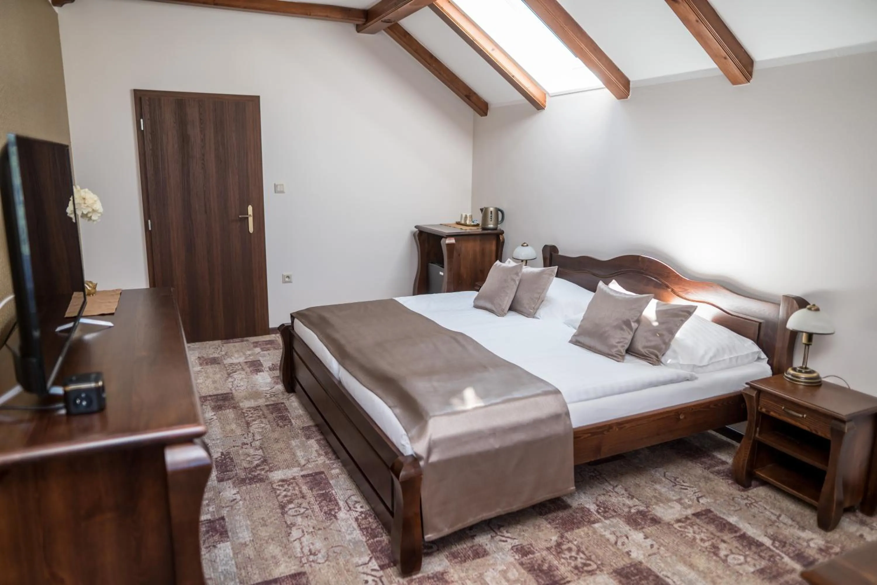 Photo of the whole room, Bed in Villa Žerotín Penzion Bed & Breakfast