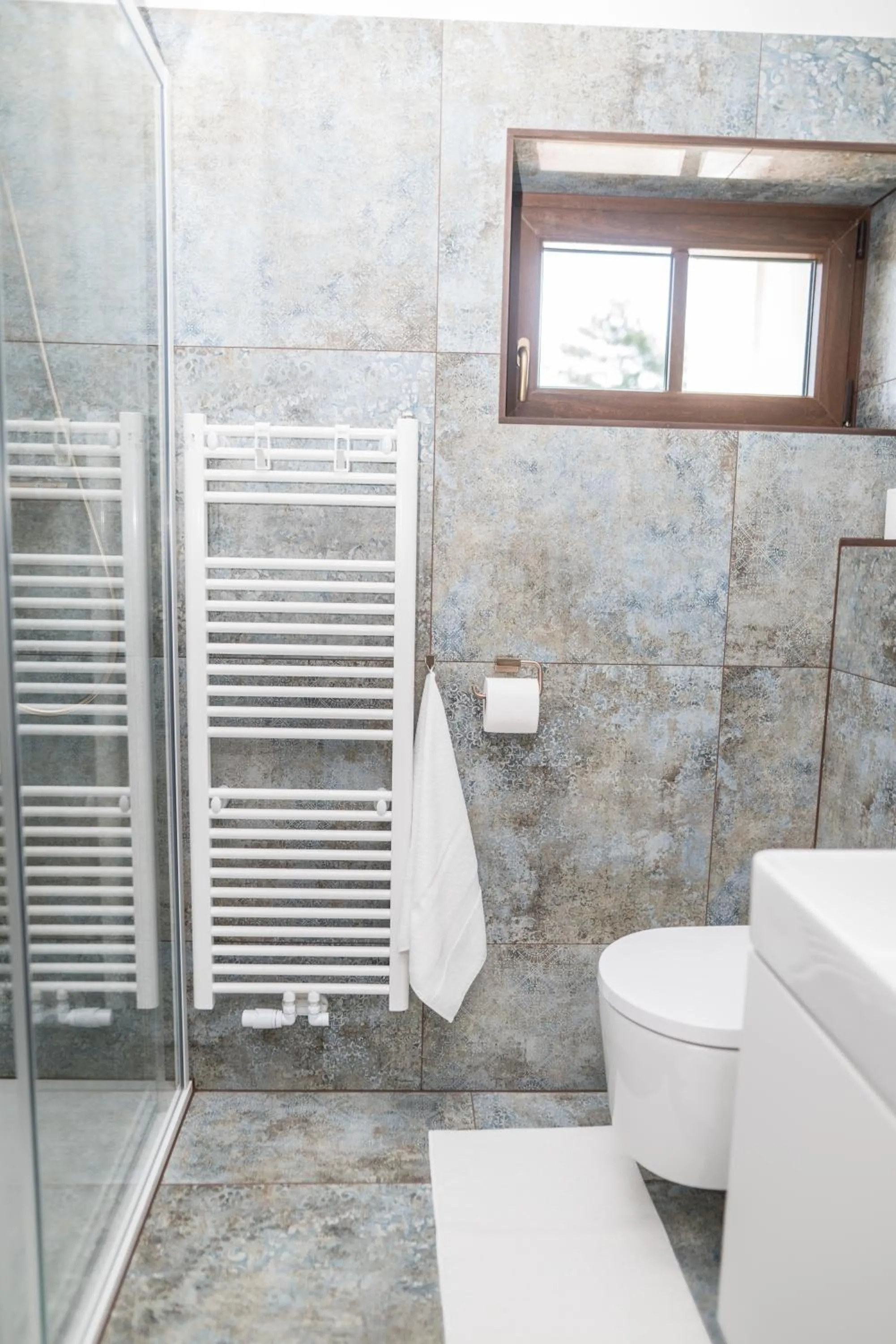 Shower in Villa Žerotín Penzion Bed & Breakfast