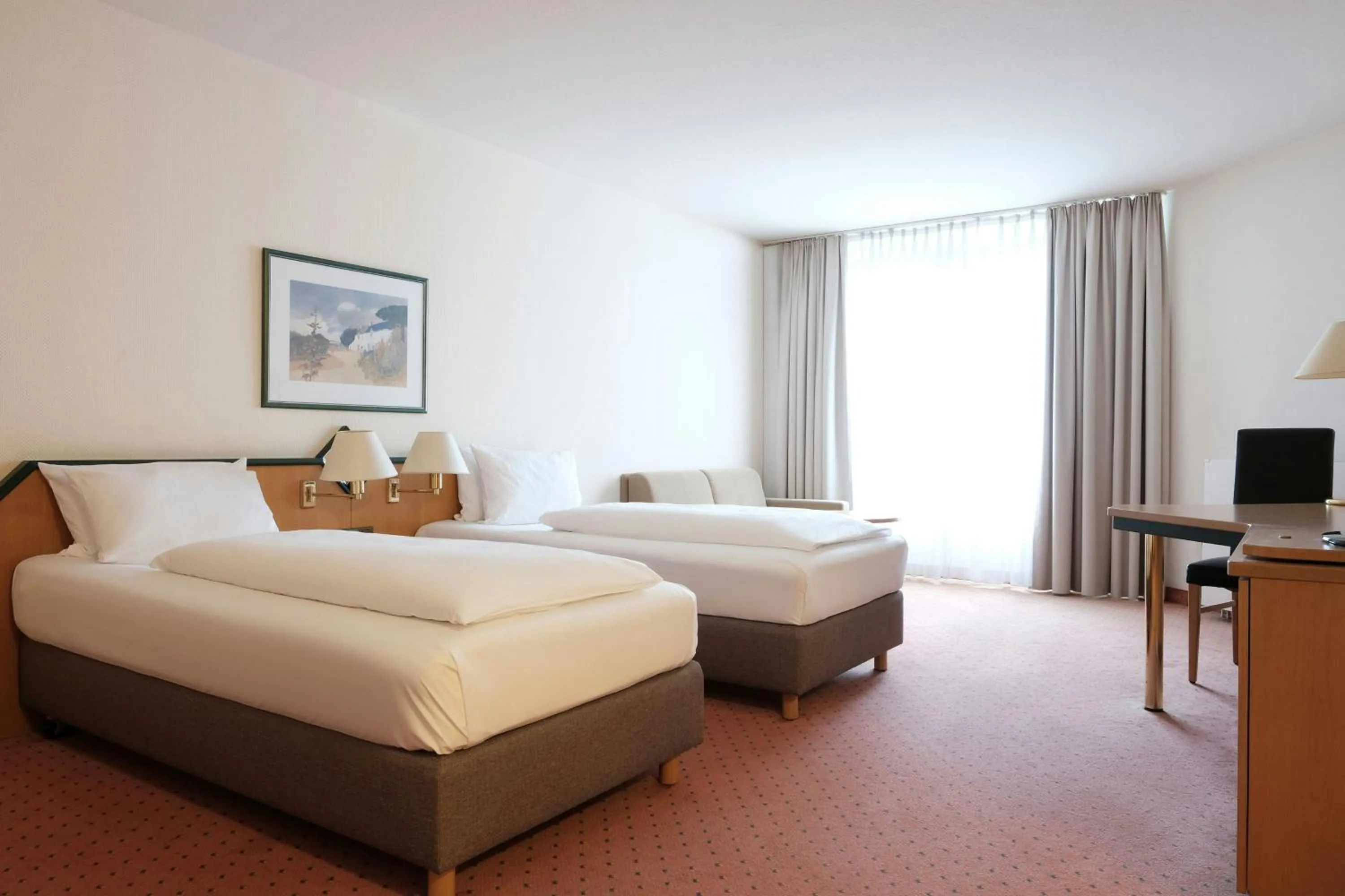 Photo of the whole room, Bed in FOUR Essen City Centre