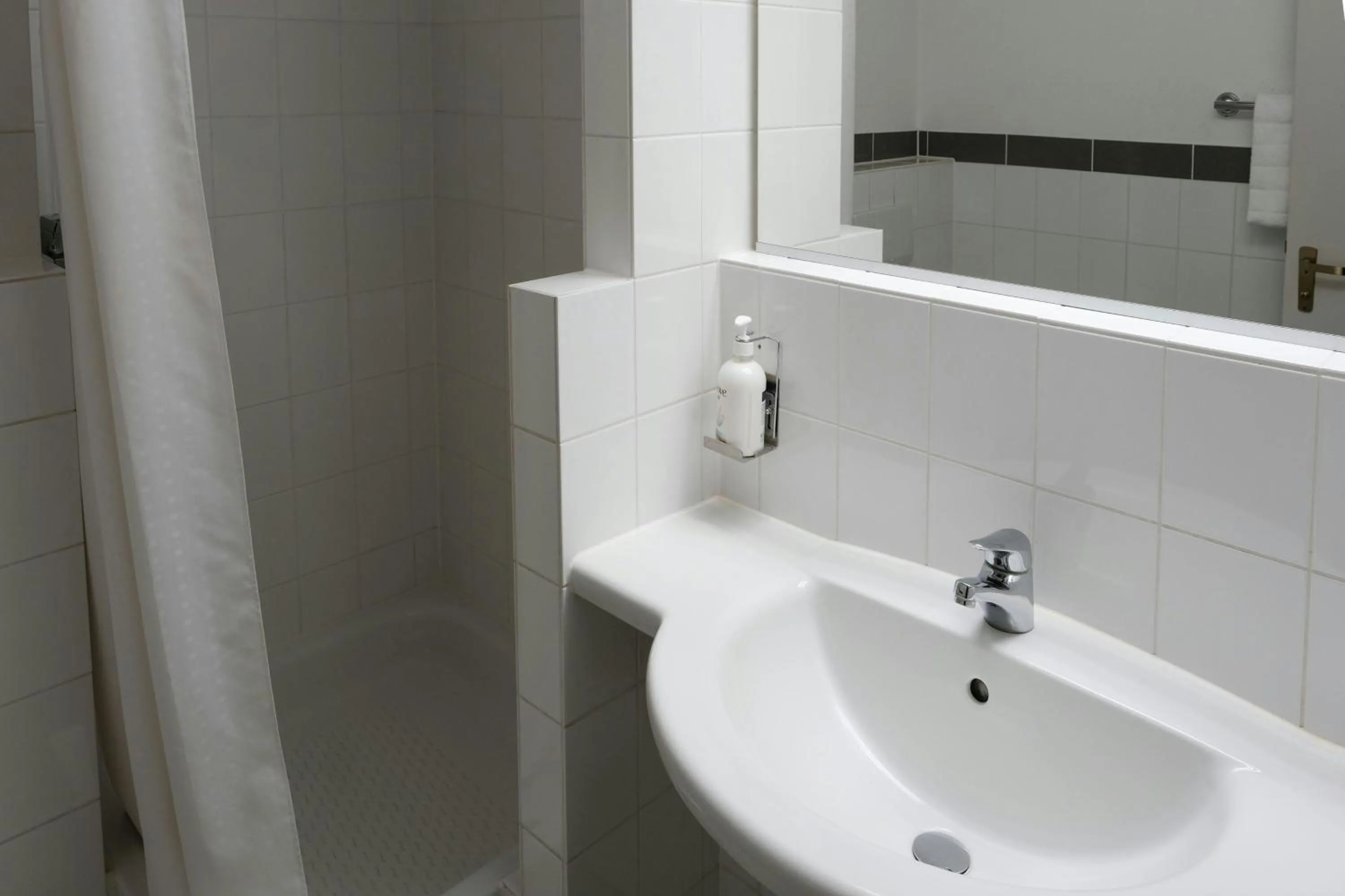 Bathroom in FOUR Essen City Centre