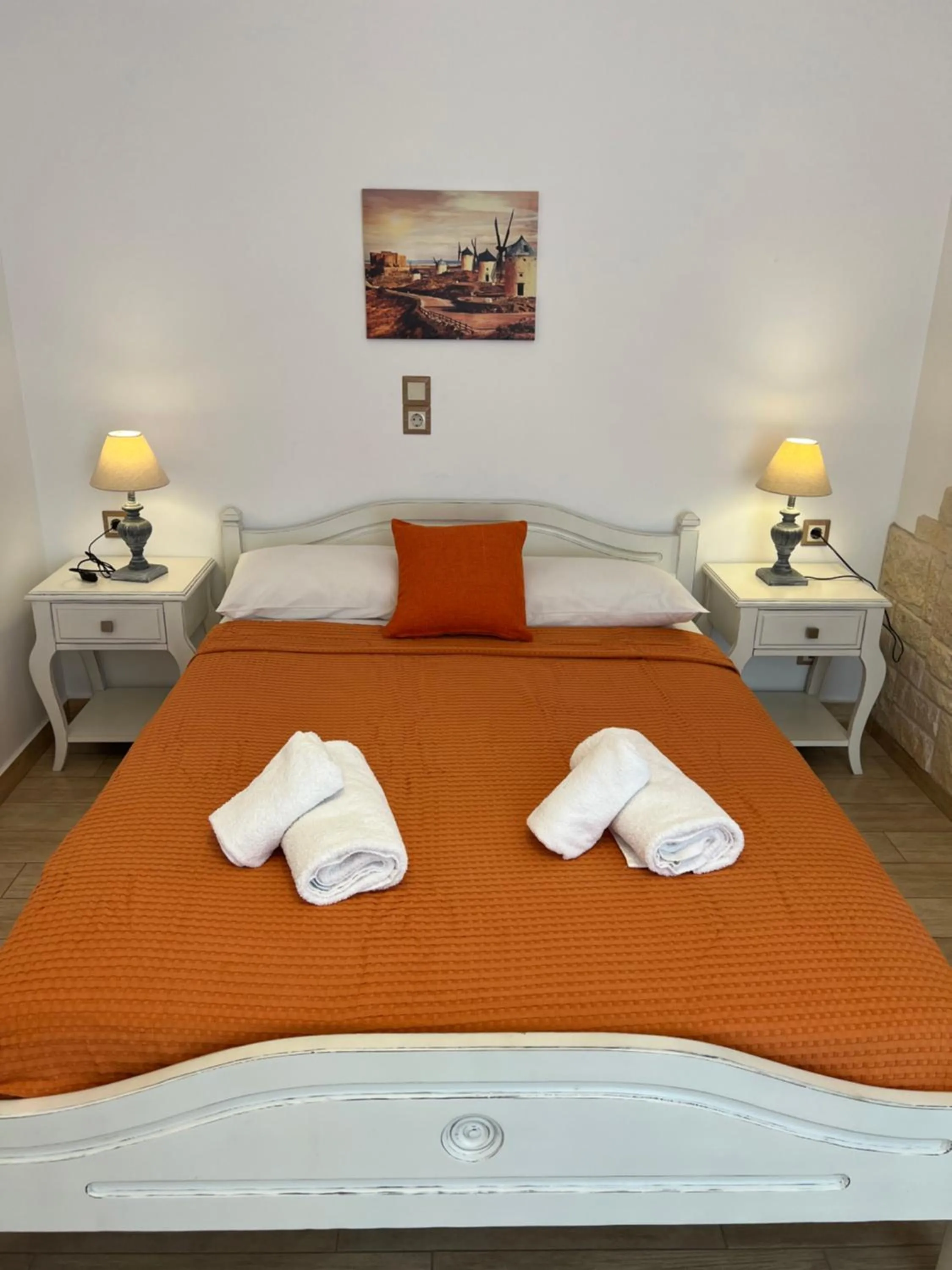 Decorative detail, Bed in Katerina Apartments & Studios