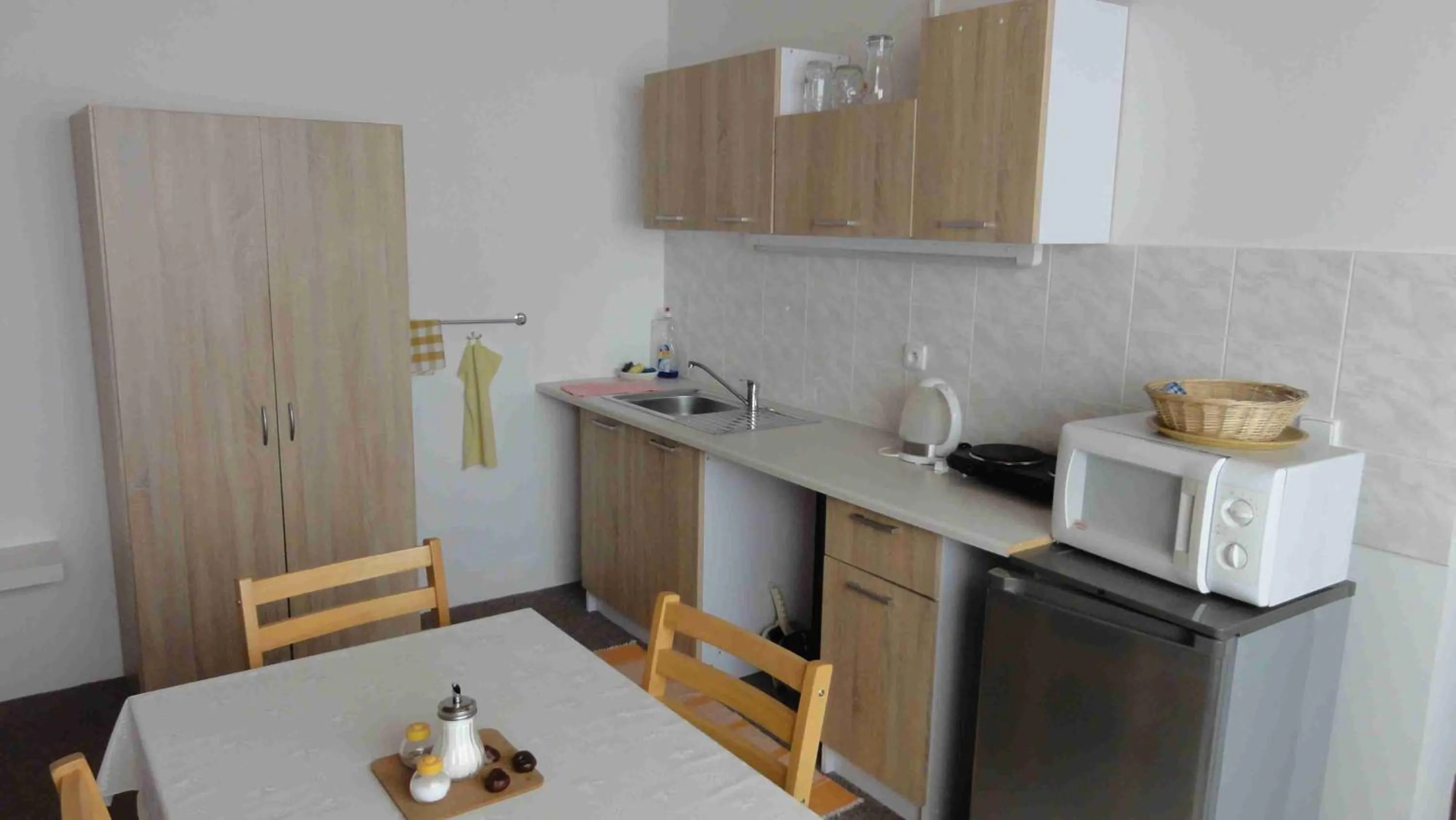 Kitchen or kitchenette in Penzion U Hradeb