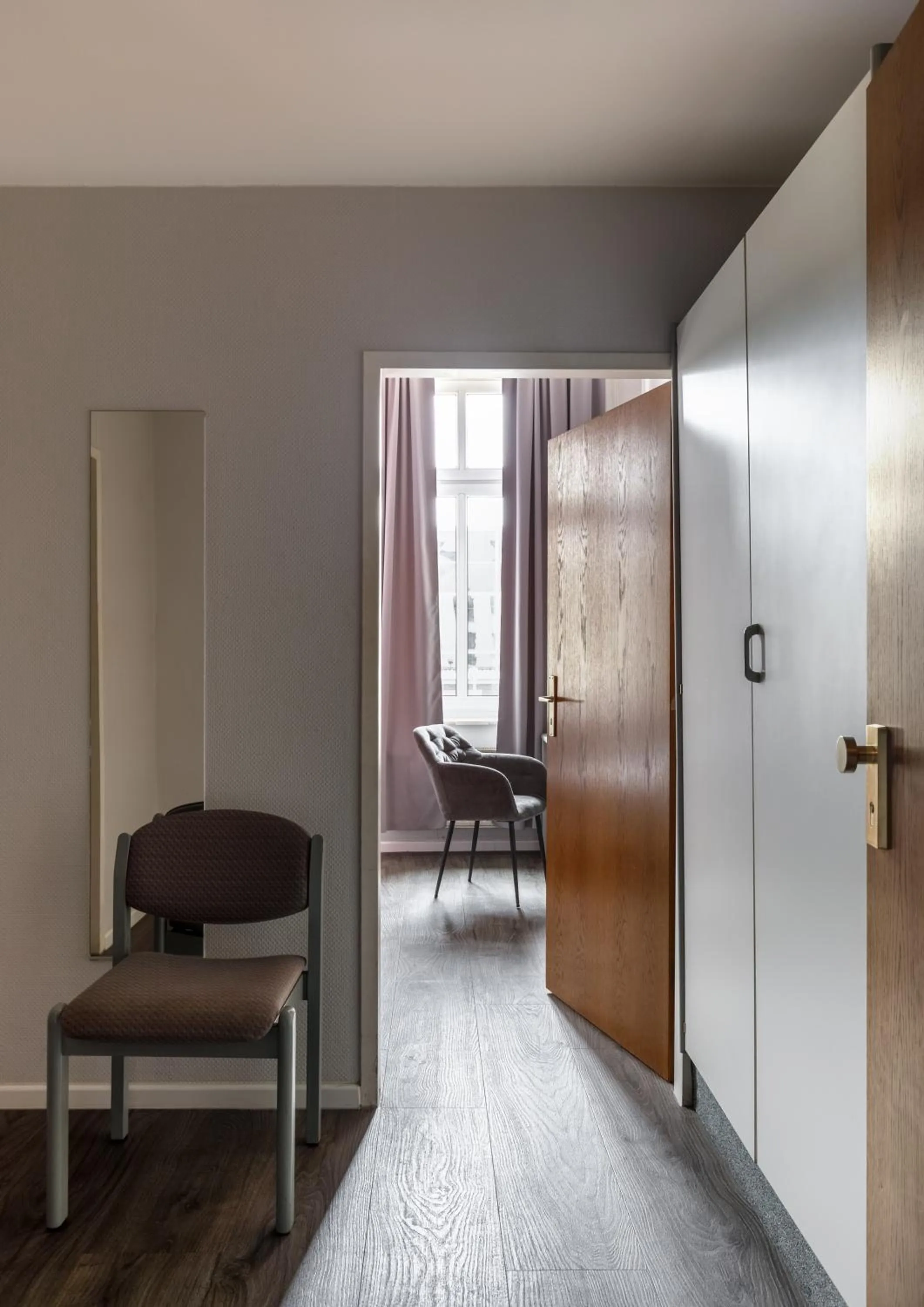 Photo of the whole room in Hotel Nova