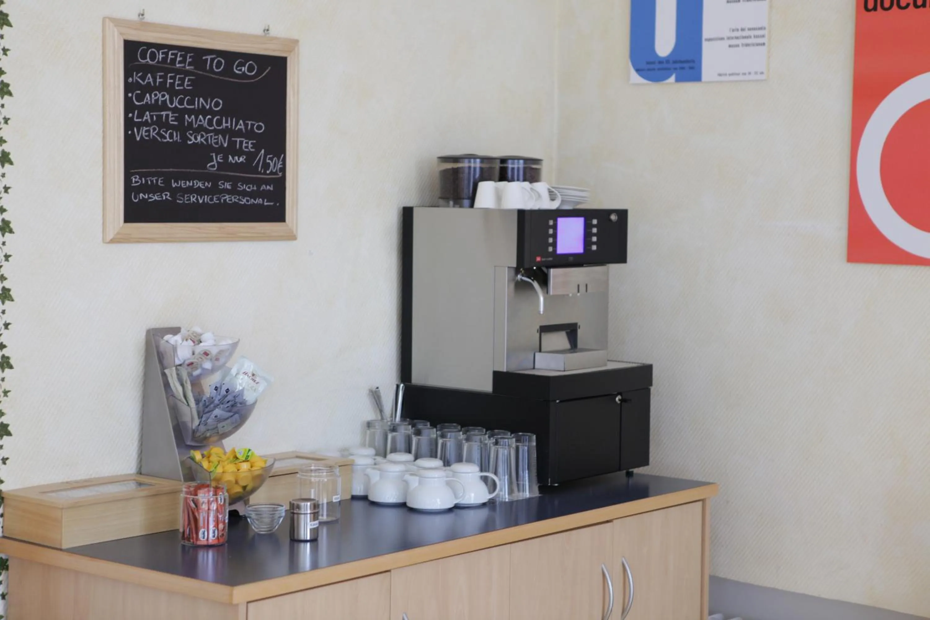 Food and drinks in Stadthotel Kassel