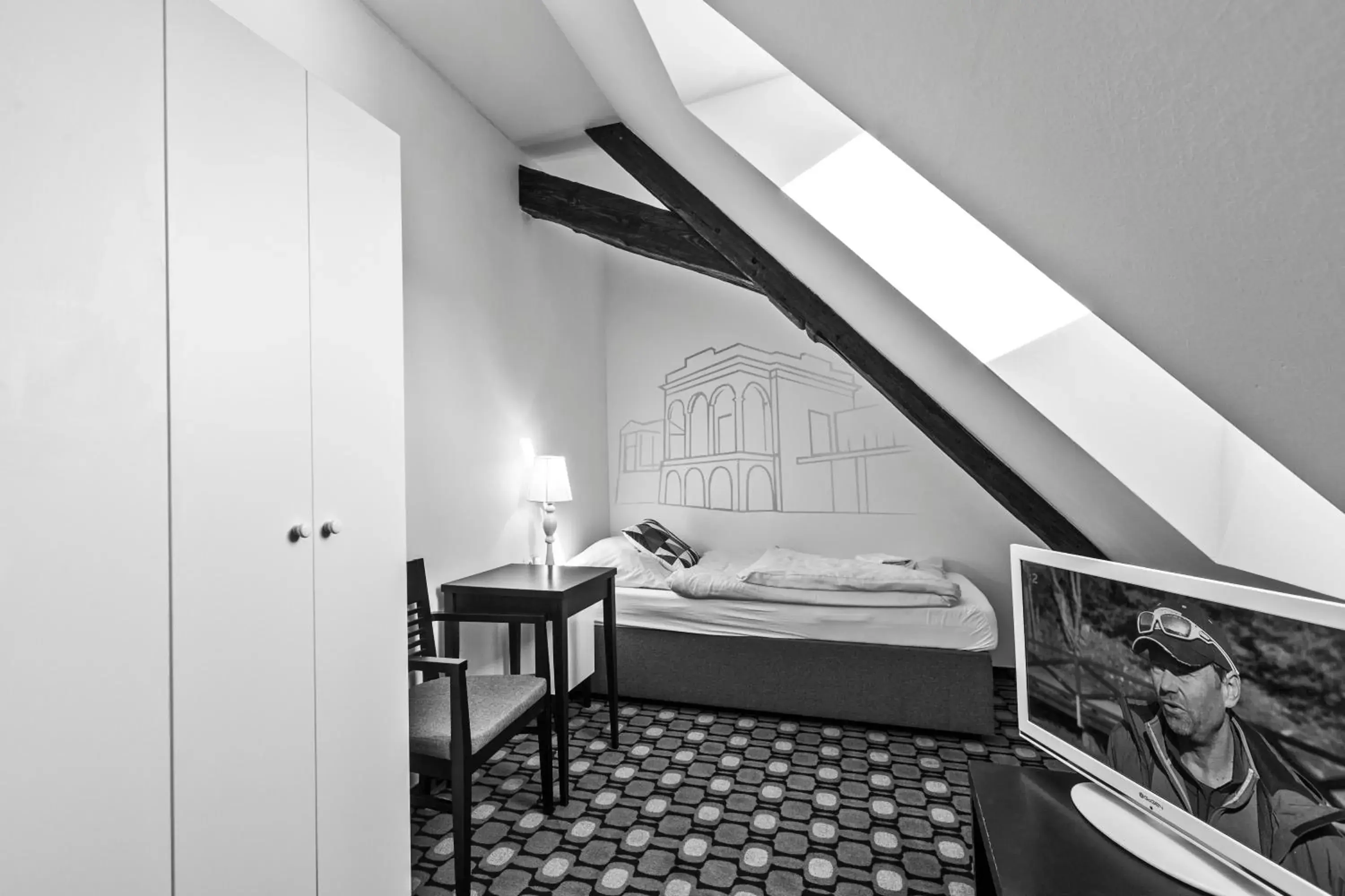 Standard Single Room in Hotel Salety Standard Single Room in Hotel Salety