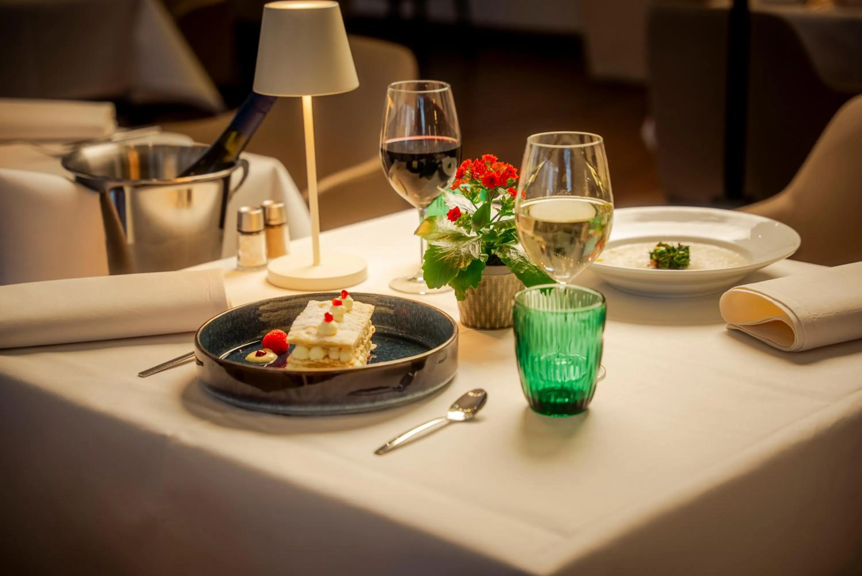 Restaurant/places to eat in Parkhotel Kurhaus