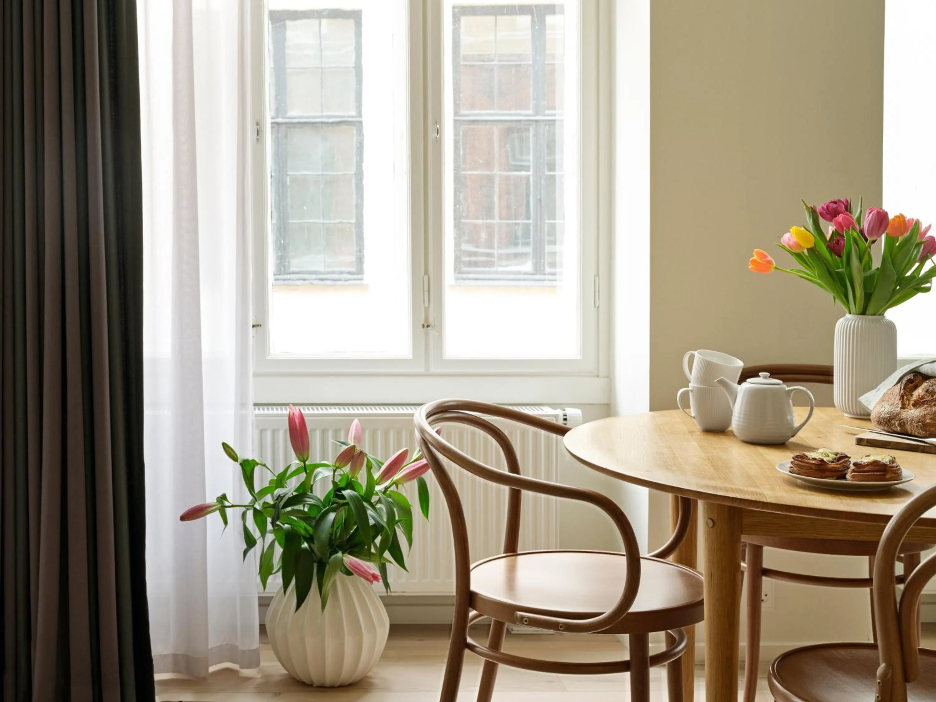 Dining area in Apēron Apartment Hotel