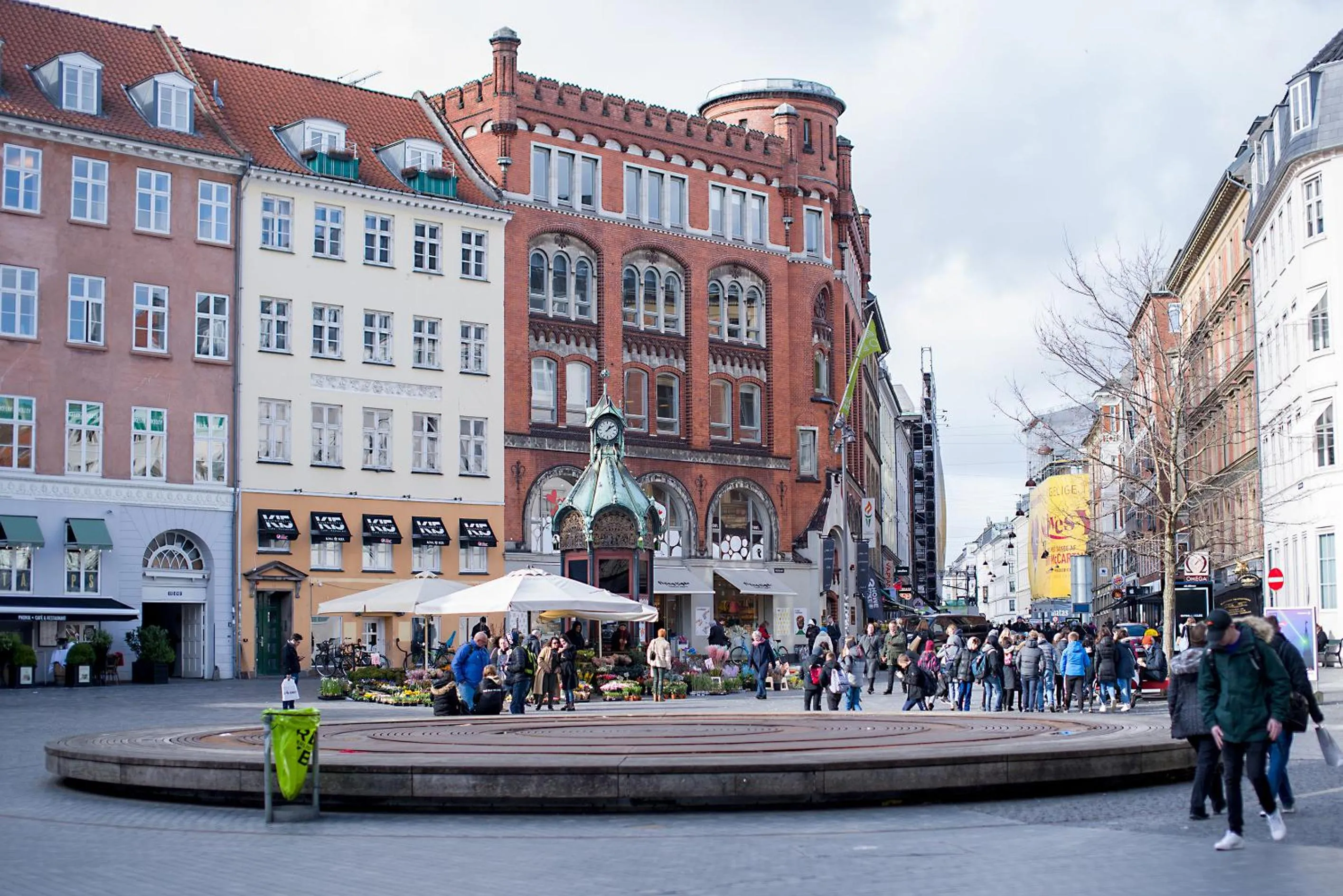 City view in Apēron Apartment Hotel