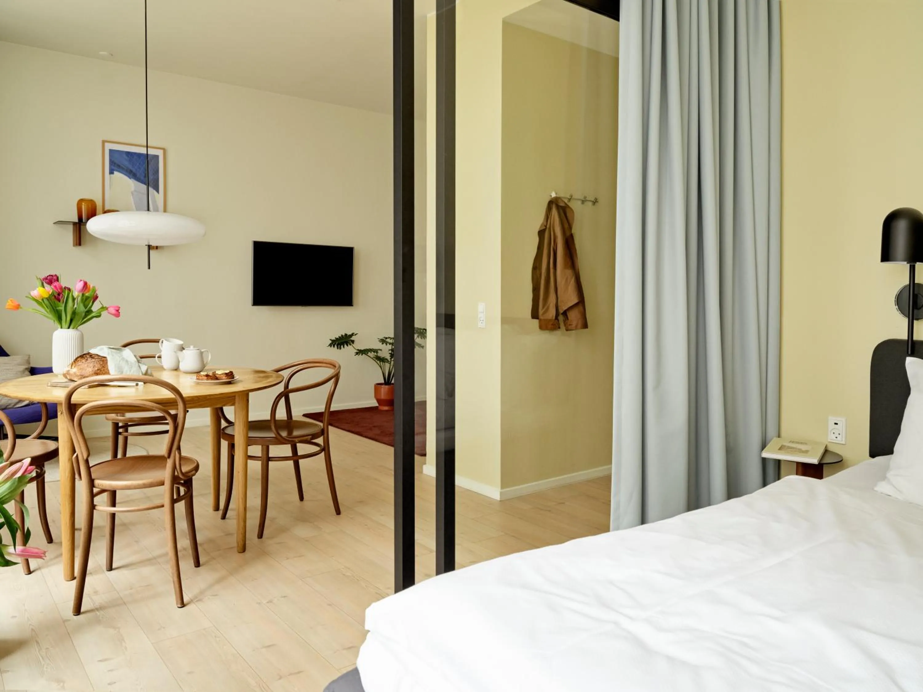 Bedroom, Bed in Apēron Apartment Hotel