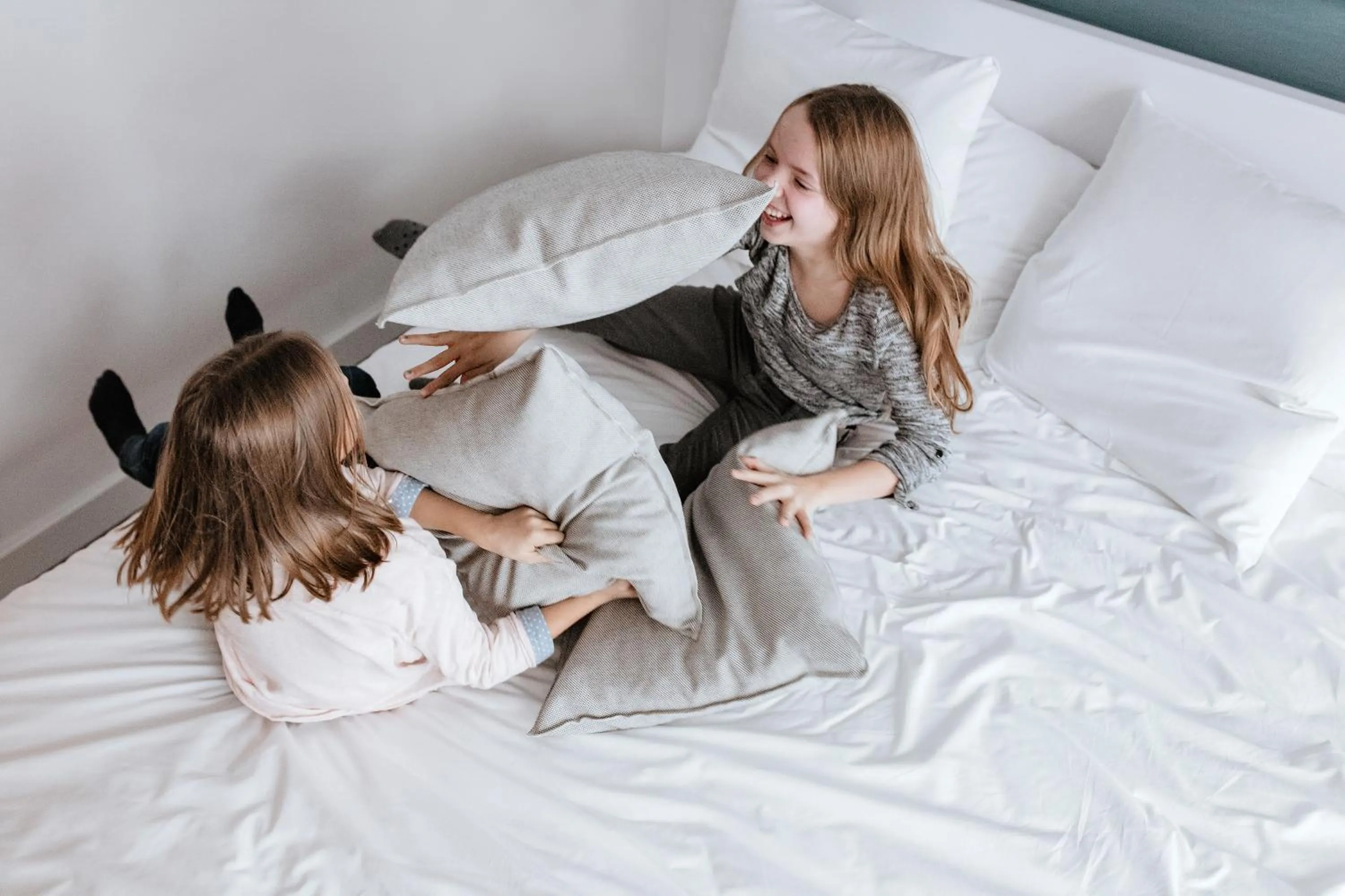 People, Bed in Mövenpick Hotel Münster am Aasee