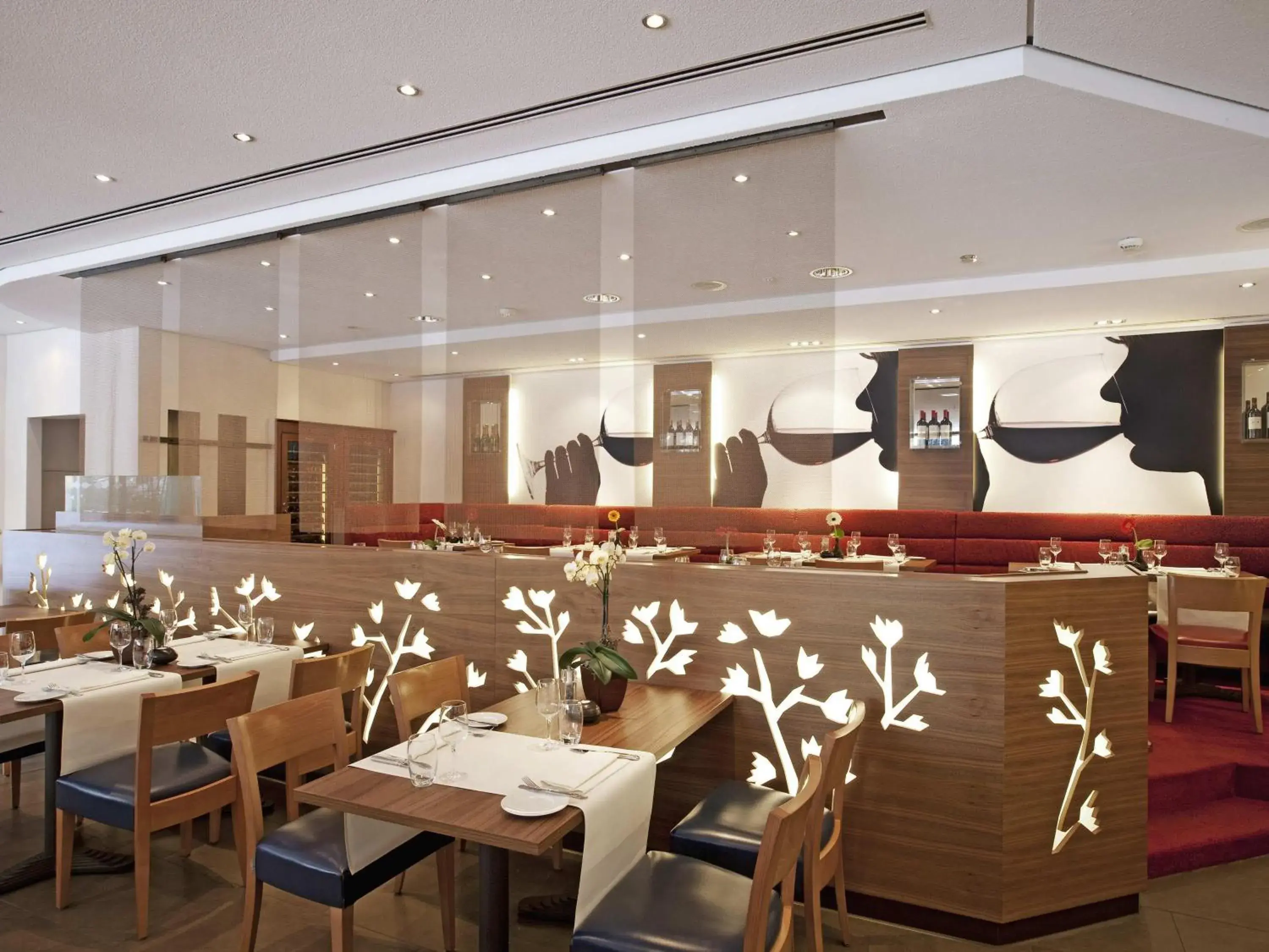 Restaurant/places to eat in Mövenpick Hotel Münster am Aasee Restaurant/places to eat in Mövenpick Hotel Münster am Aasee