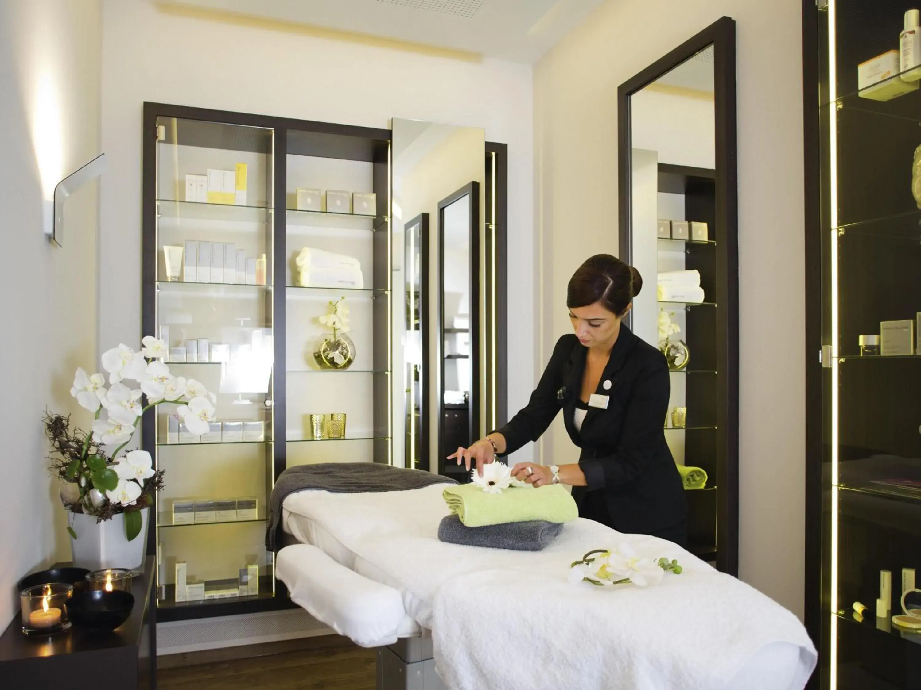 Spa and wellness centre/facilities in Mövenpick Hotel Münster am Aasee Spa and wellness centre/facilities in Mövenpick Hotel Münster am Aasee