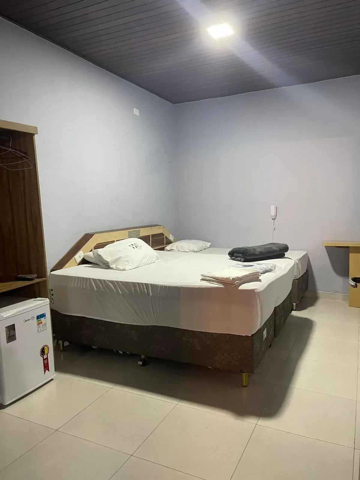 Triple Room in Hotel Carrão Triple Room in Hotel Carrão