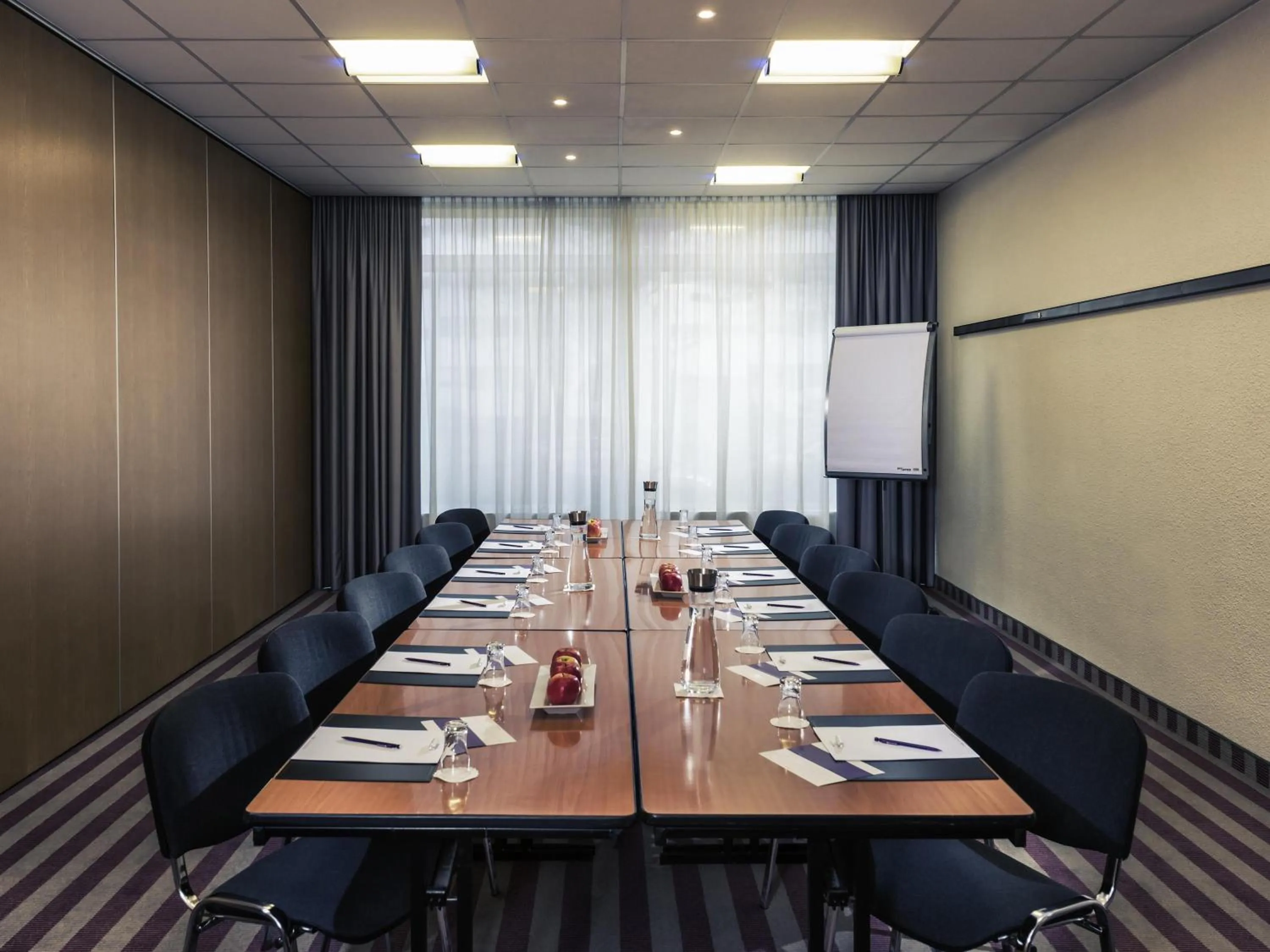 Meeting/conference room in Mercure Hotel Düsseldorf Neuss