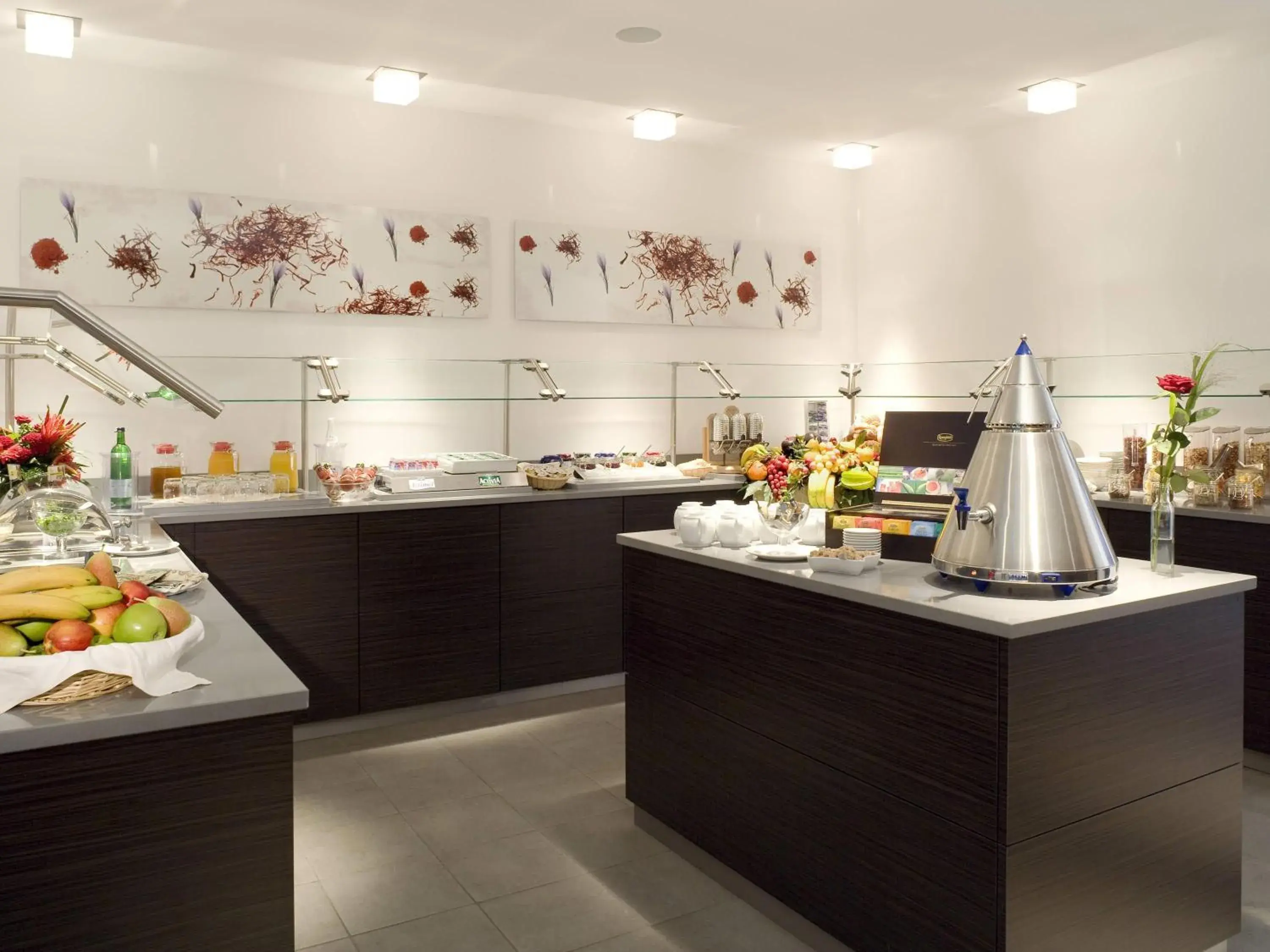 Restaurant/places to eat in Mercure Hotel Düsseldorf Neuss Restaurant/places to eat in Mercure Hotel Düsseldorf Neuss