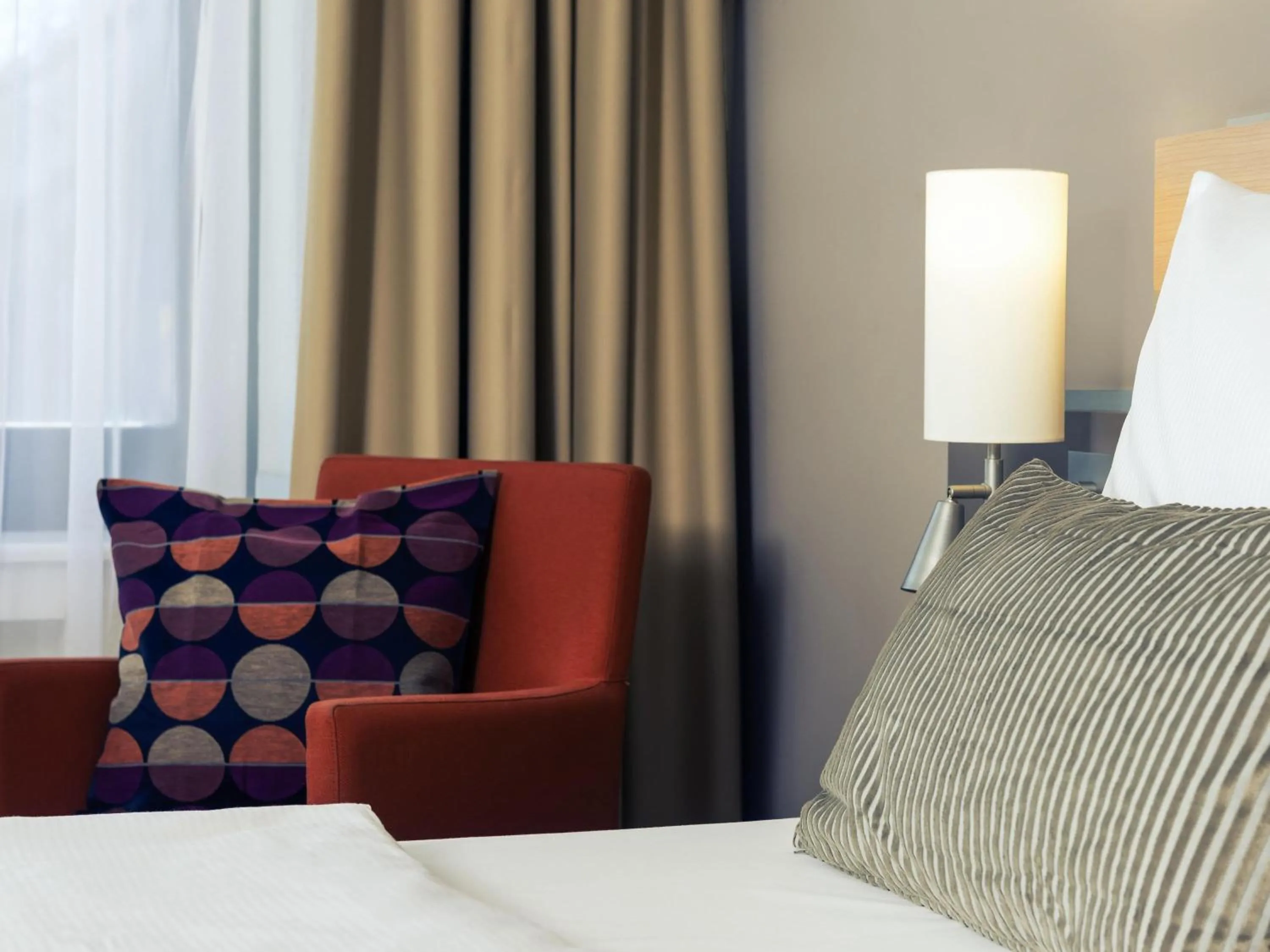 Bedroom, Bed in Mercure Hotel Düsseldorf Neuss