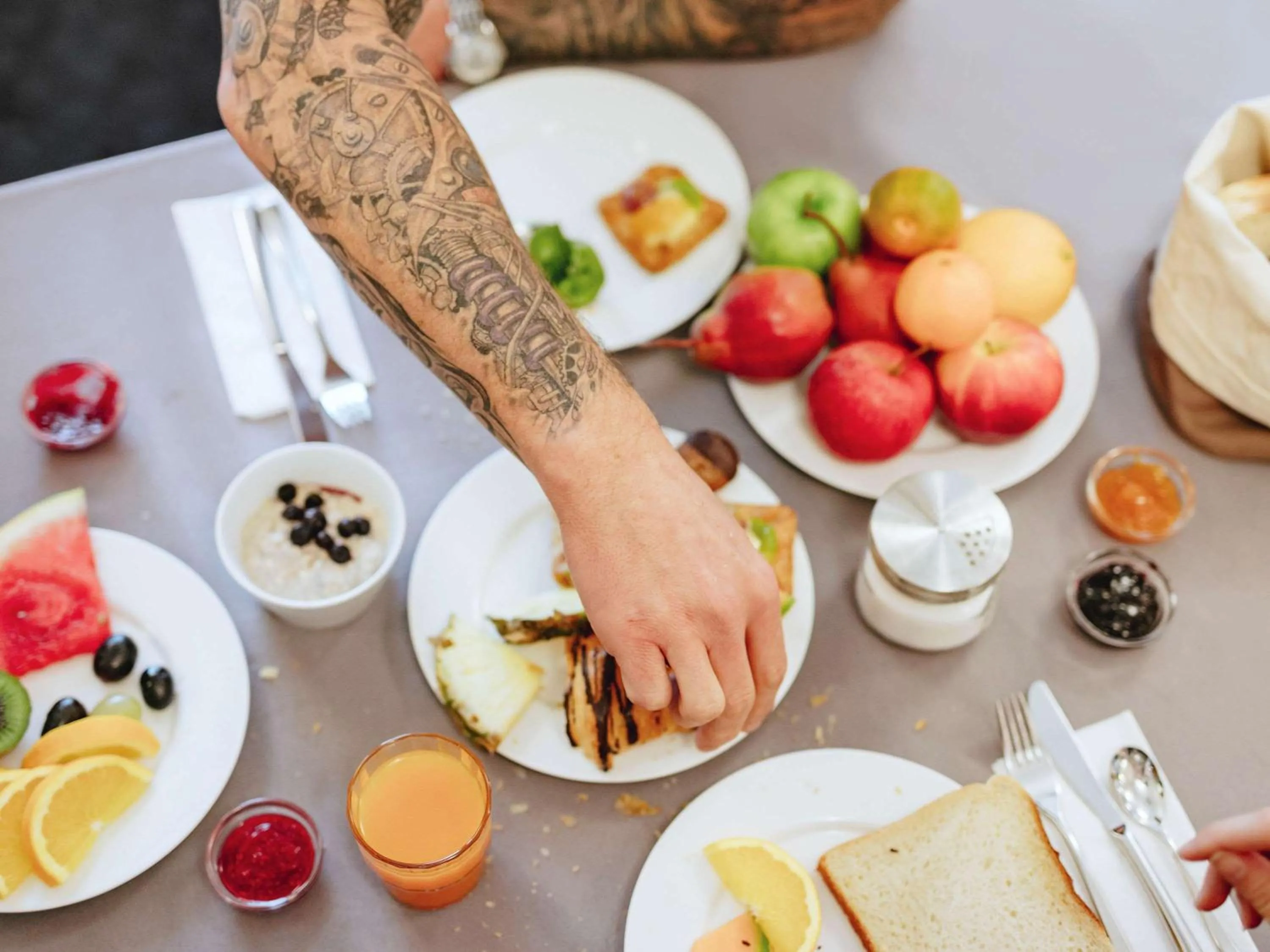 Restaurant/places to eat in Mercure Hotel Düsseldorf Neuss