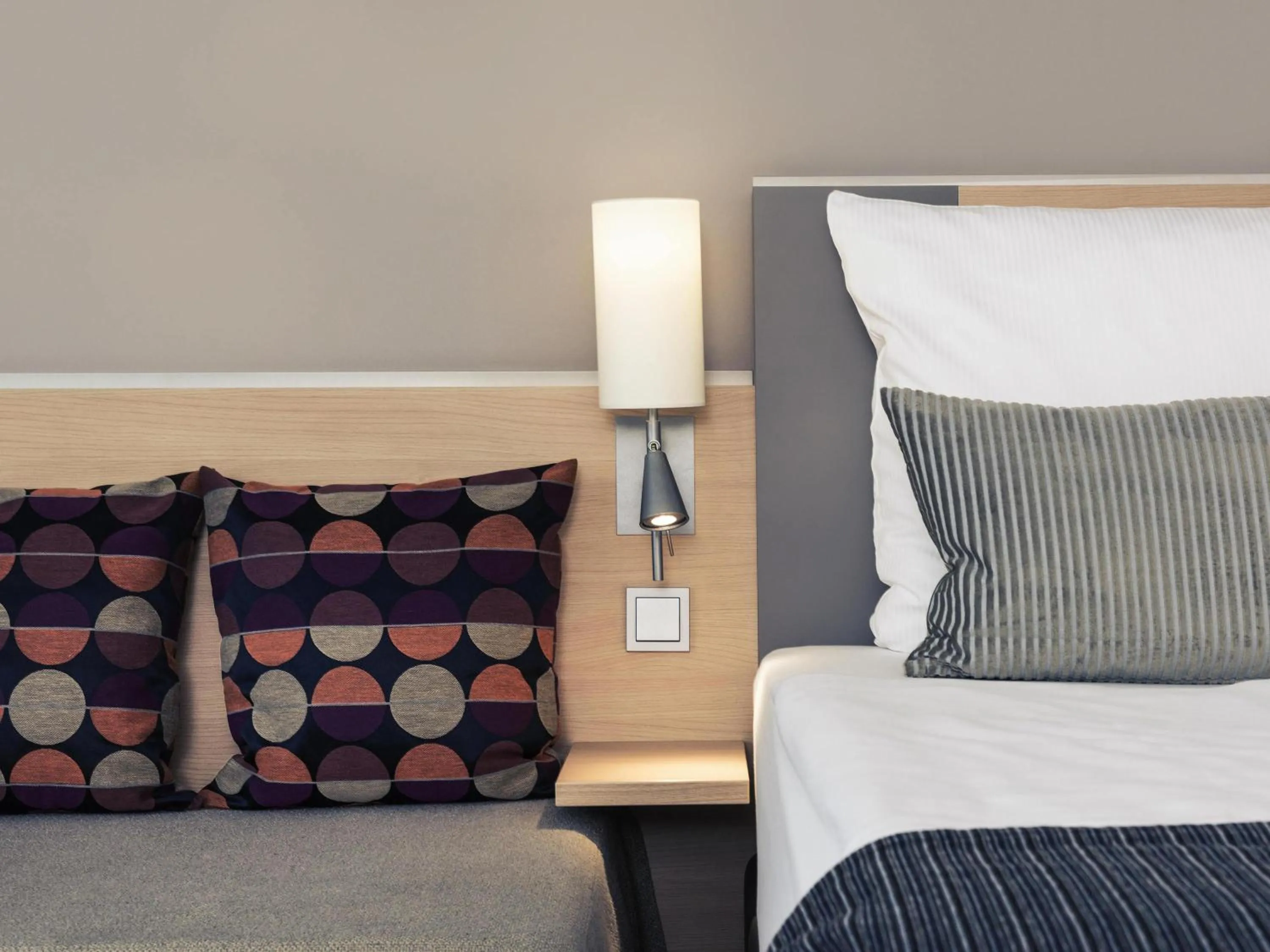 Bedroom, Bed in Mercure Hotel Düsseldorf Neuss