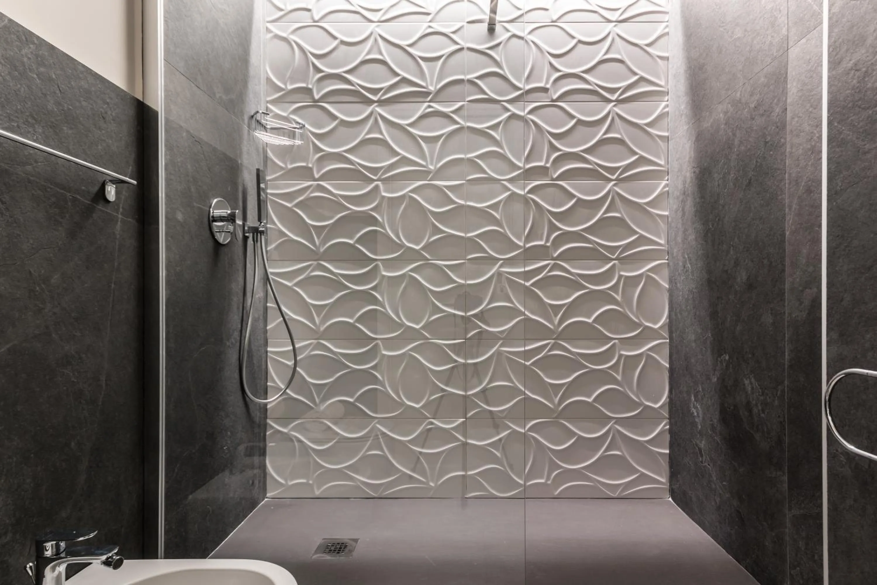 Shower in PhotoRooms B&B