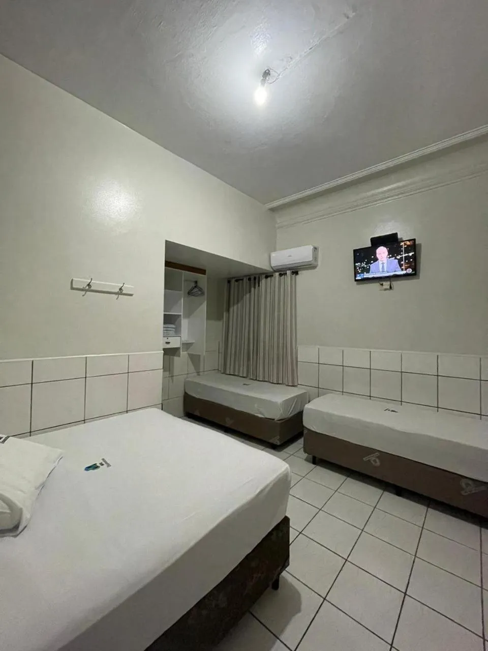 Bed in Hotel Diamantina Av Brigadeiro Bela Vista SP