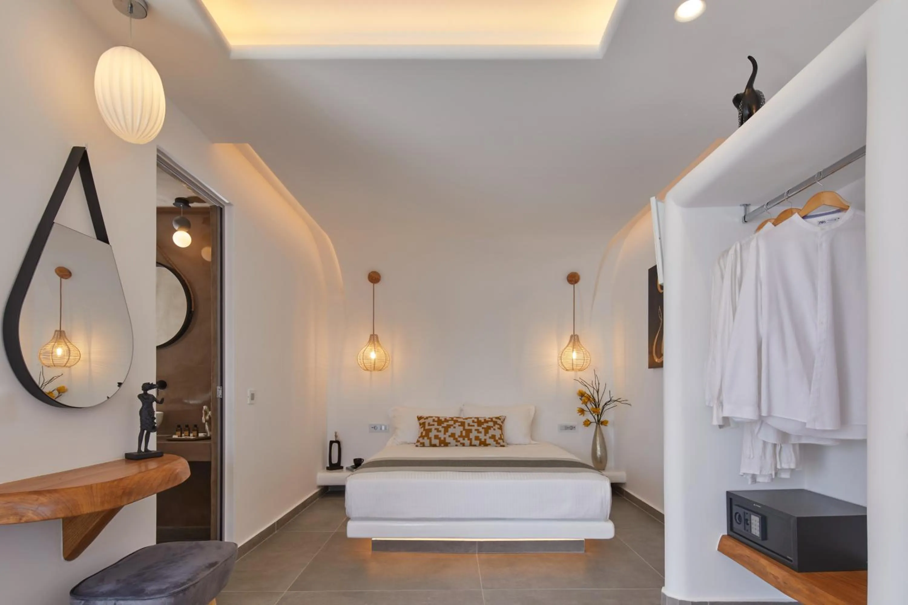 Bed in Allure Breeze Suites