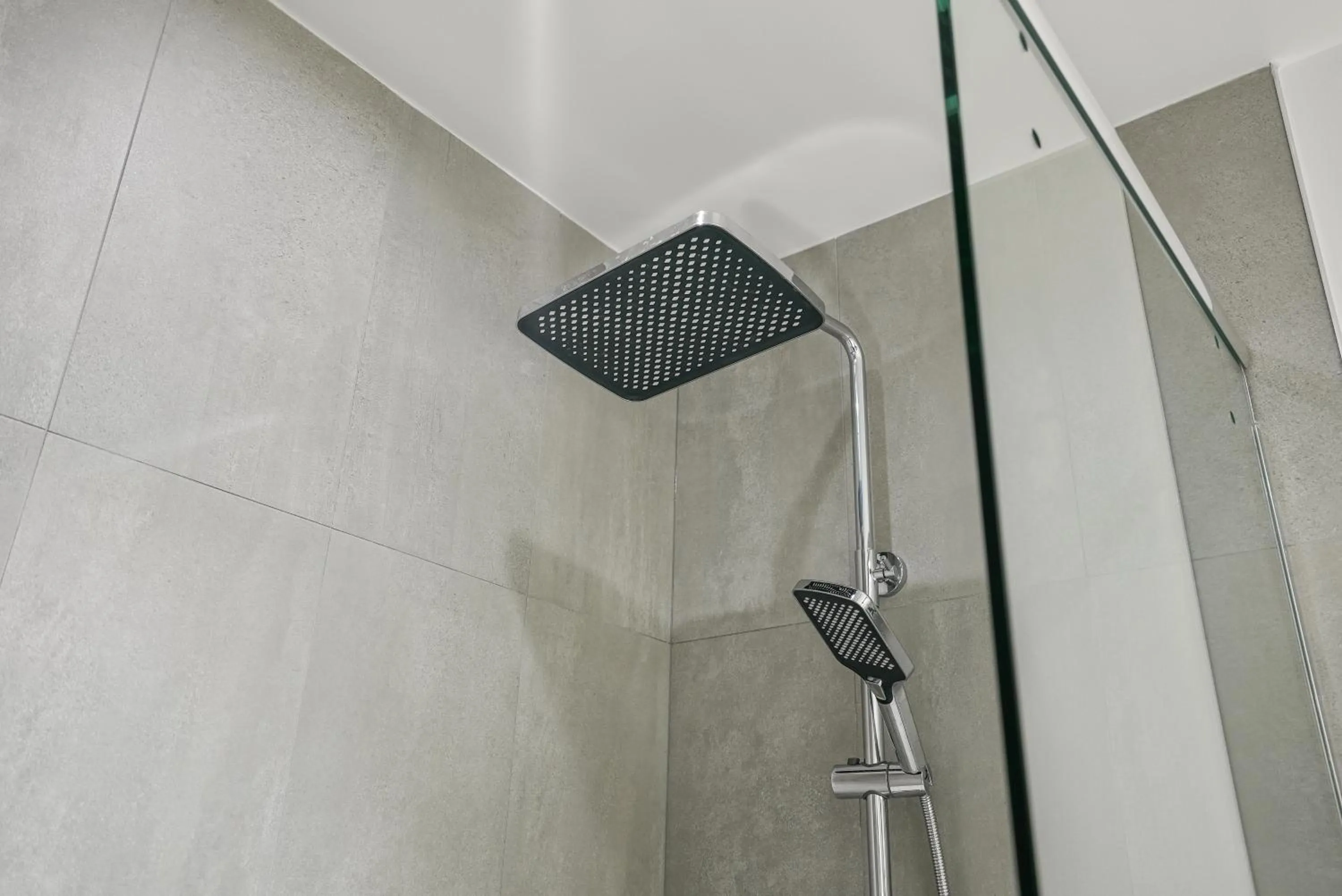 Shower in Saga Resort