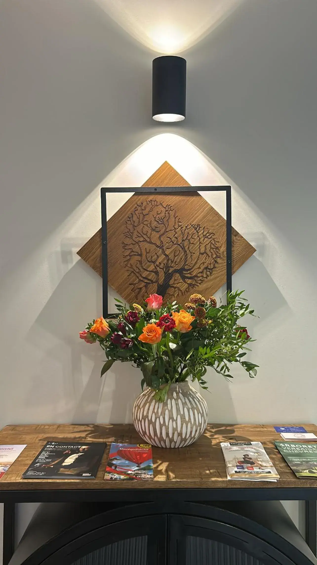 Lobby or reception in Hôtel Le National Clichy Paris Lobby or reception in Hôtel Le National Clichy Paris