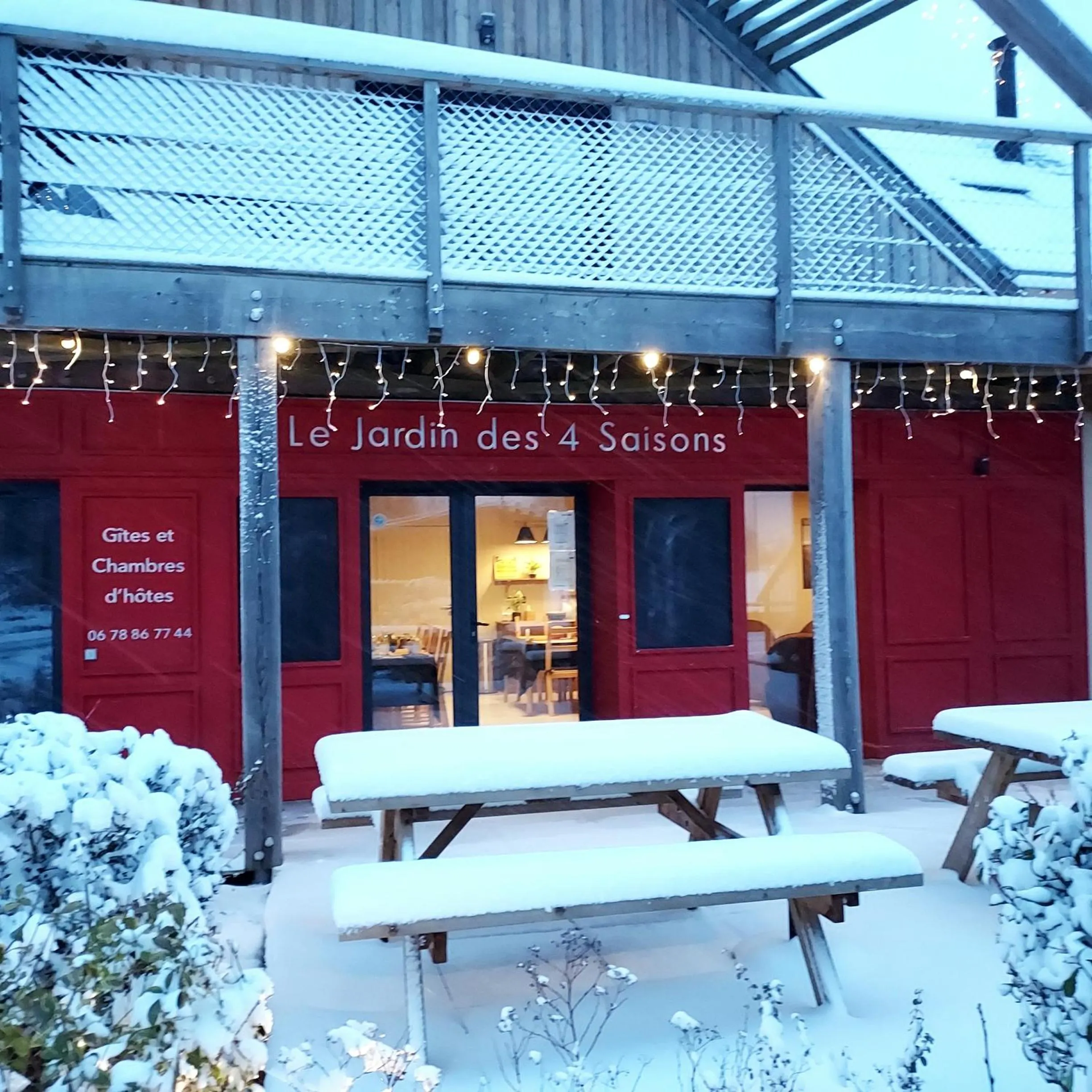 Property building in Le jardin des 4 saisons