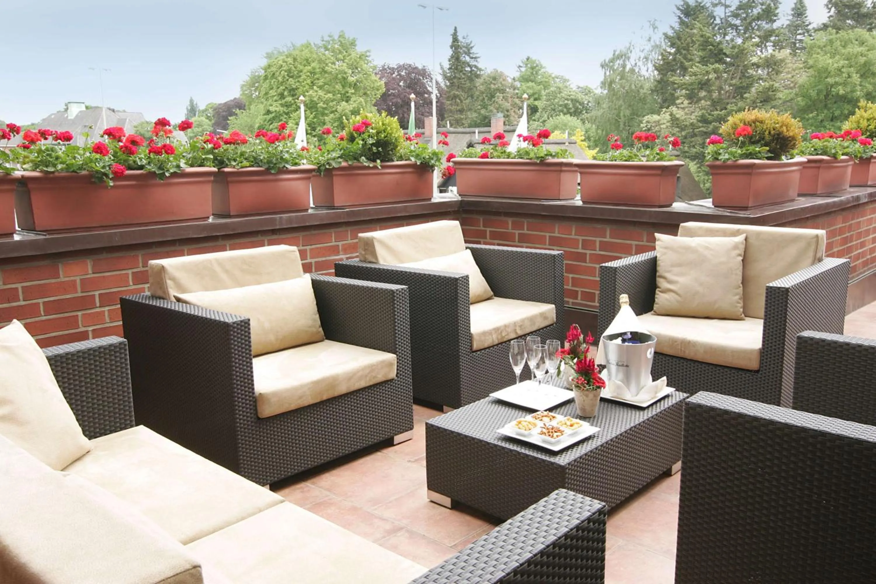 Food and drinks in Best Western Premier Alsterkrug Hotel