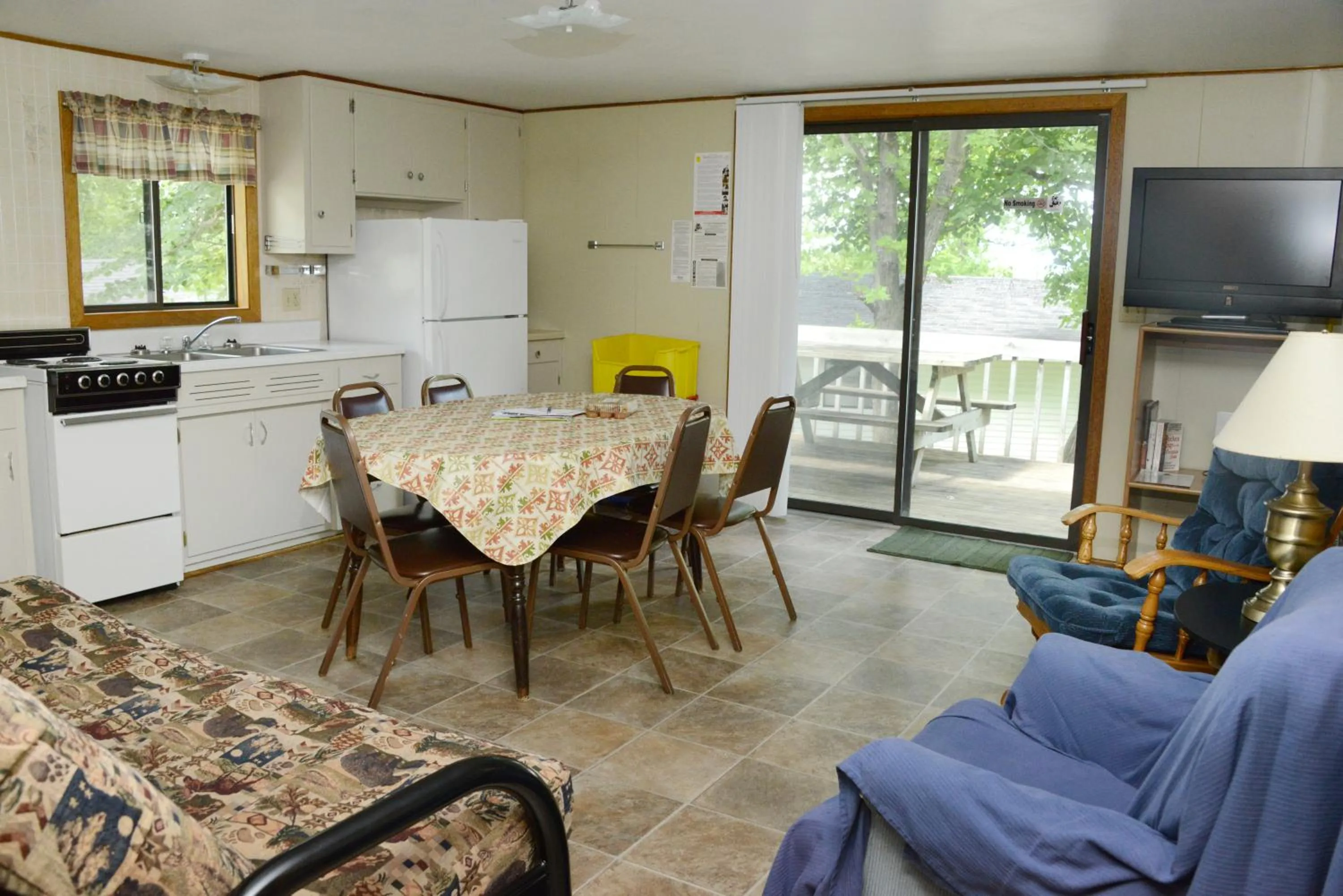 TV and multimedia in Riverside Resort