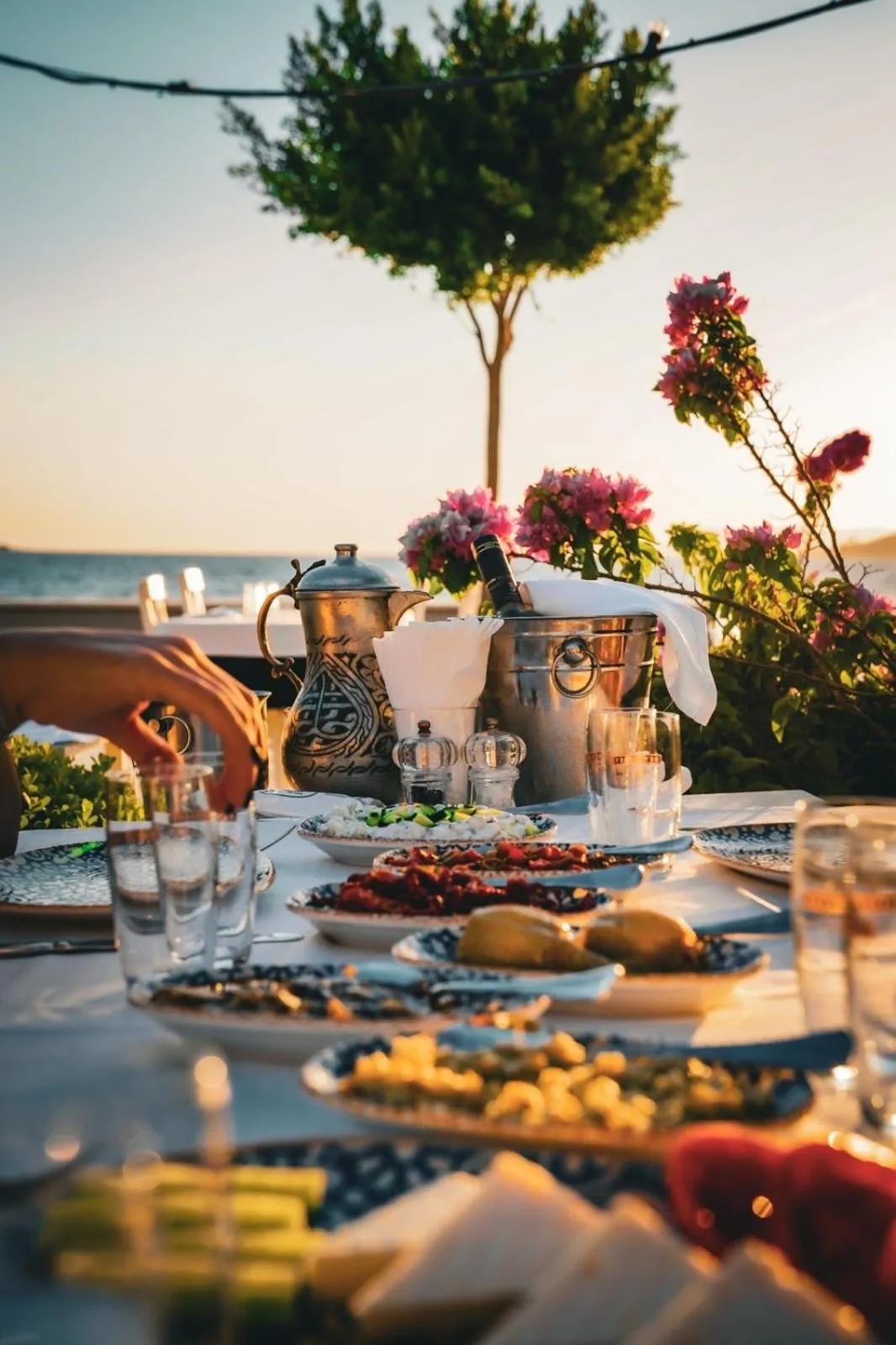 Restaurant/places to eat in Uras Beach Hotel