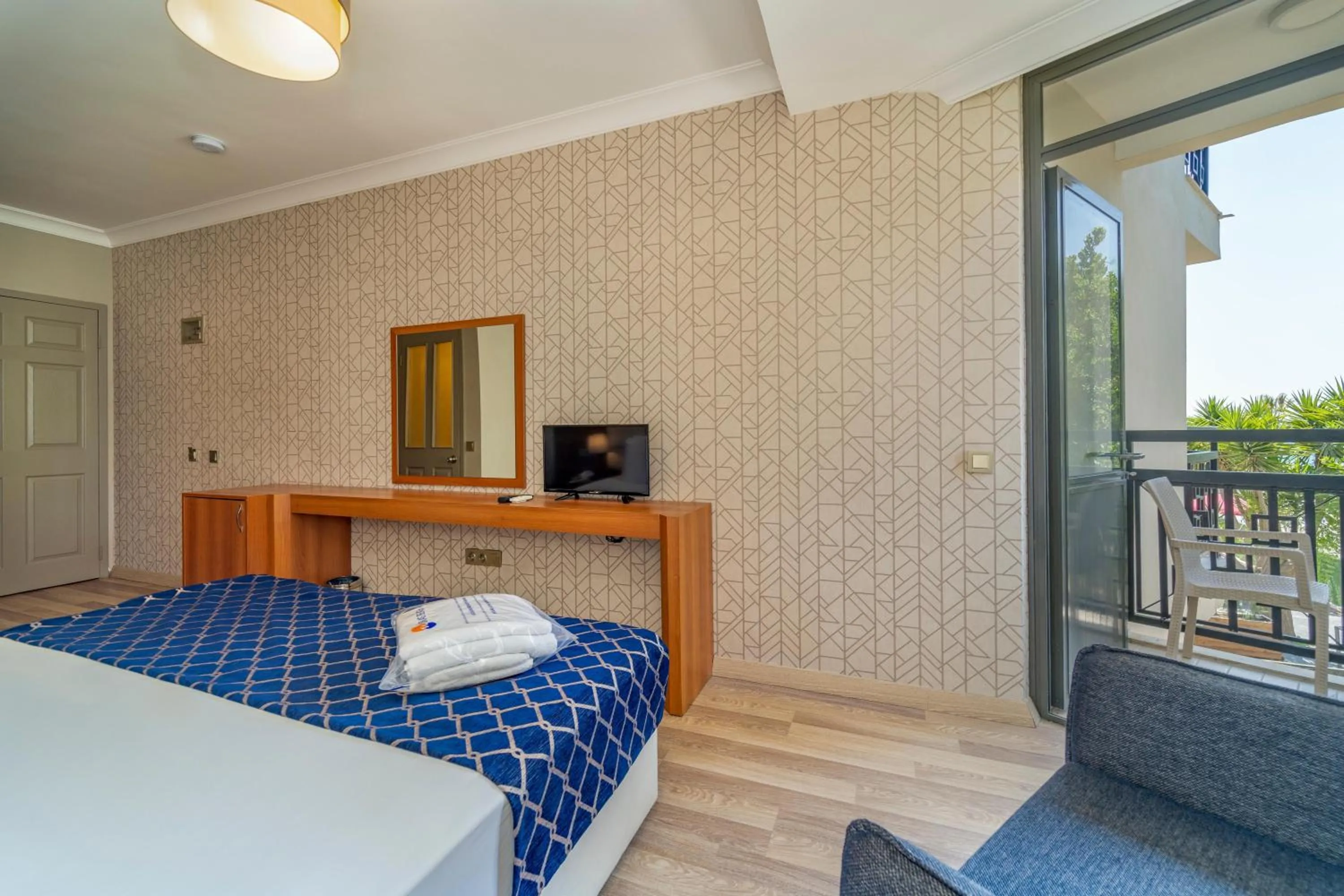 View (from property/room), Bed in Uras Beach Hotel