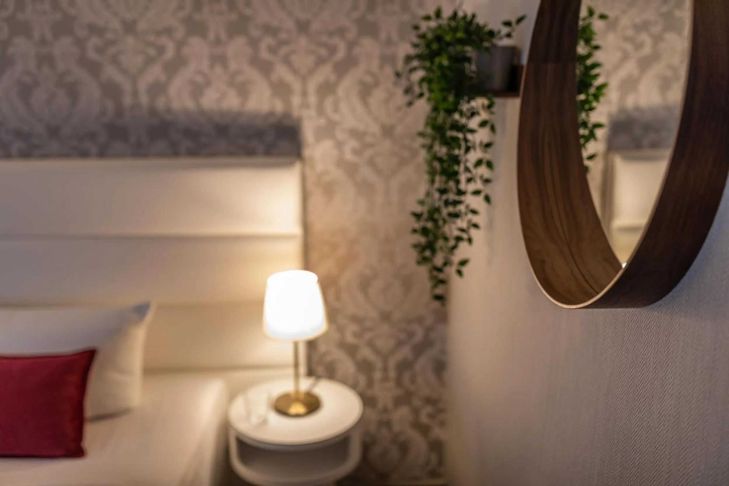 Bed in Ganter Hotel & Restaurant Mohren