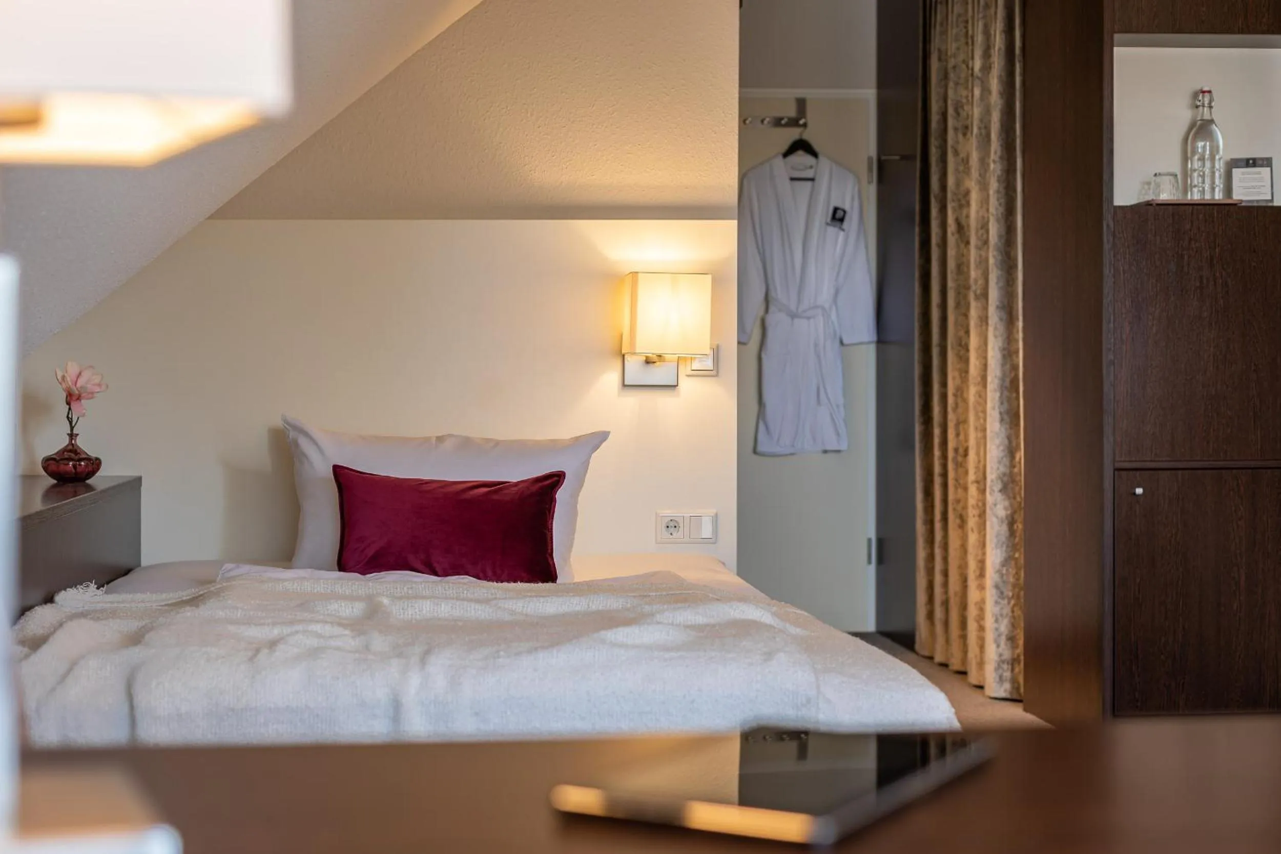 Bed in Ganter Hotel & Restaurant Mohren