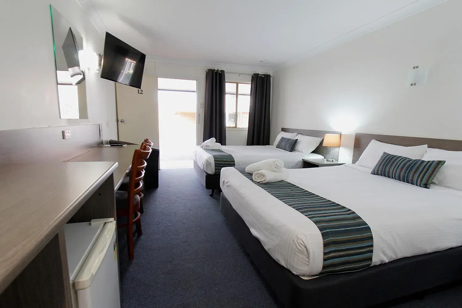 Executive Twin Queen in Sugar Country Motor Inn Executive Twin Queen in Sugar Country Motor Inn