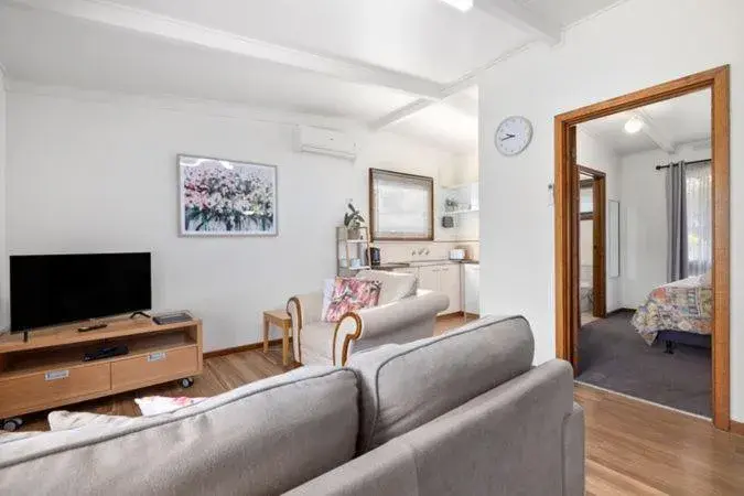 Halls Haven Holiday Units Halls Haven Holiday Units