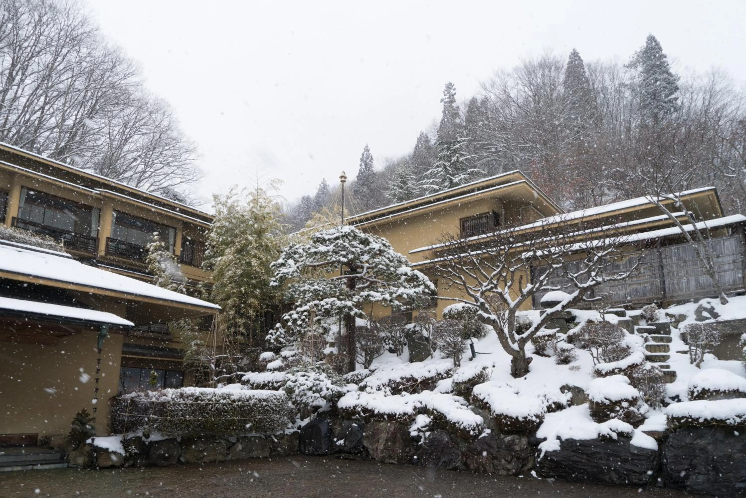 Property building in Shikitei Morioka TsunagiOnsen