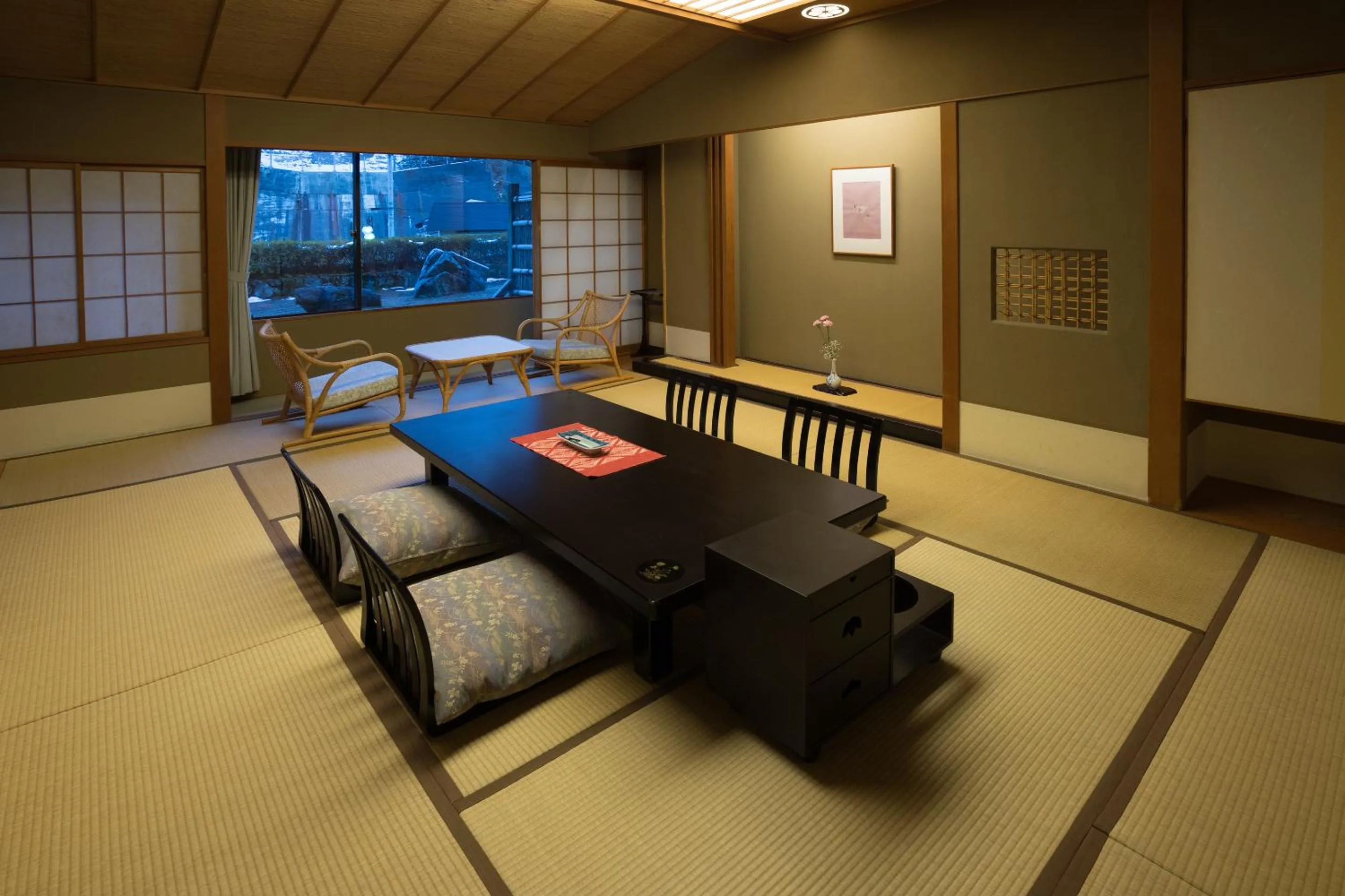 Photo of the whole room in Shikitei Morioka TsunagiOnsen