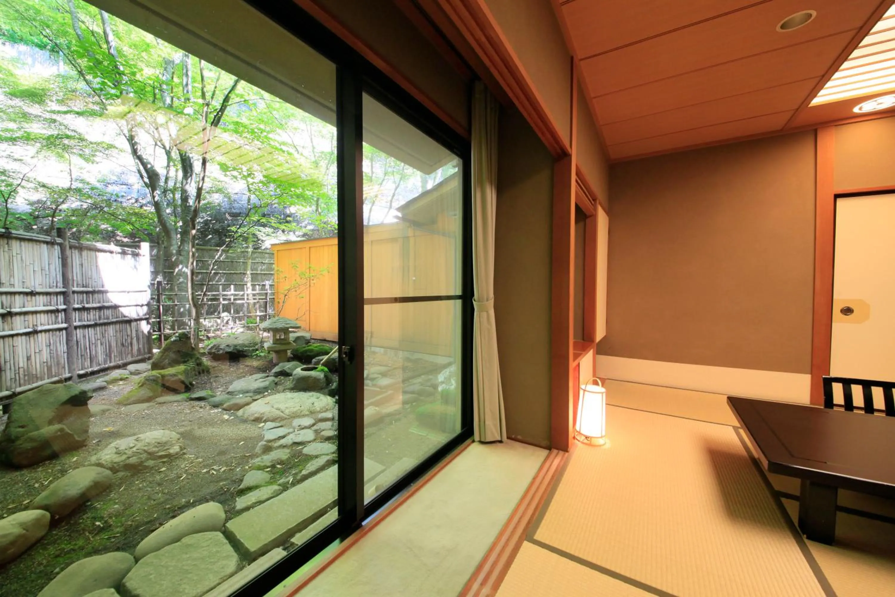 Photo of the whole room in Shikitei Morioka TsunagiOnsen