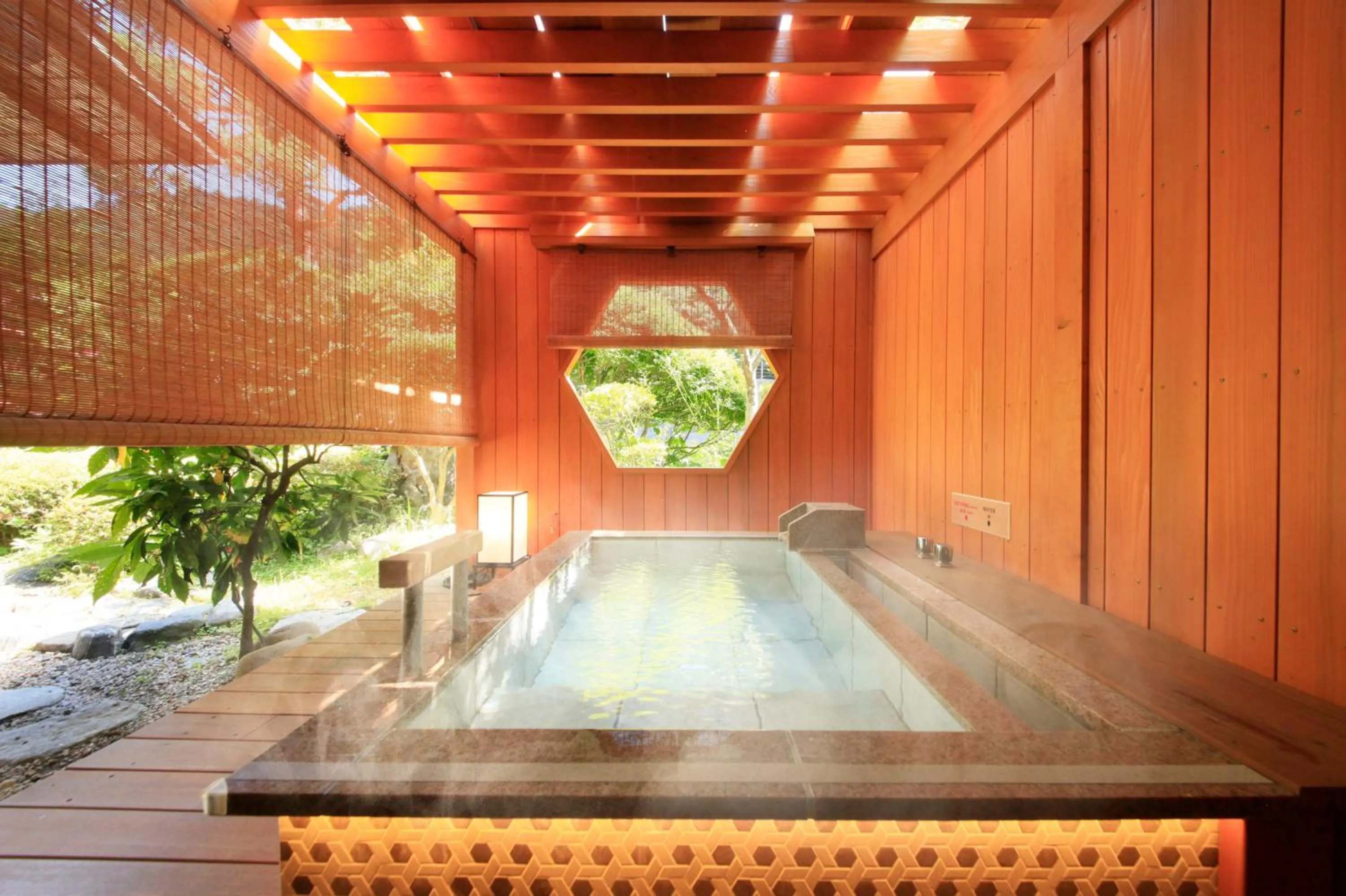 Hot Tub in Shikitei Morioka TsunagiOnsen