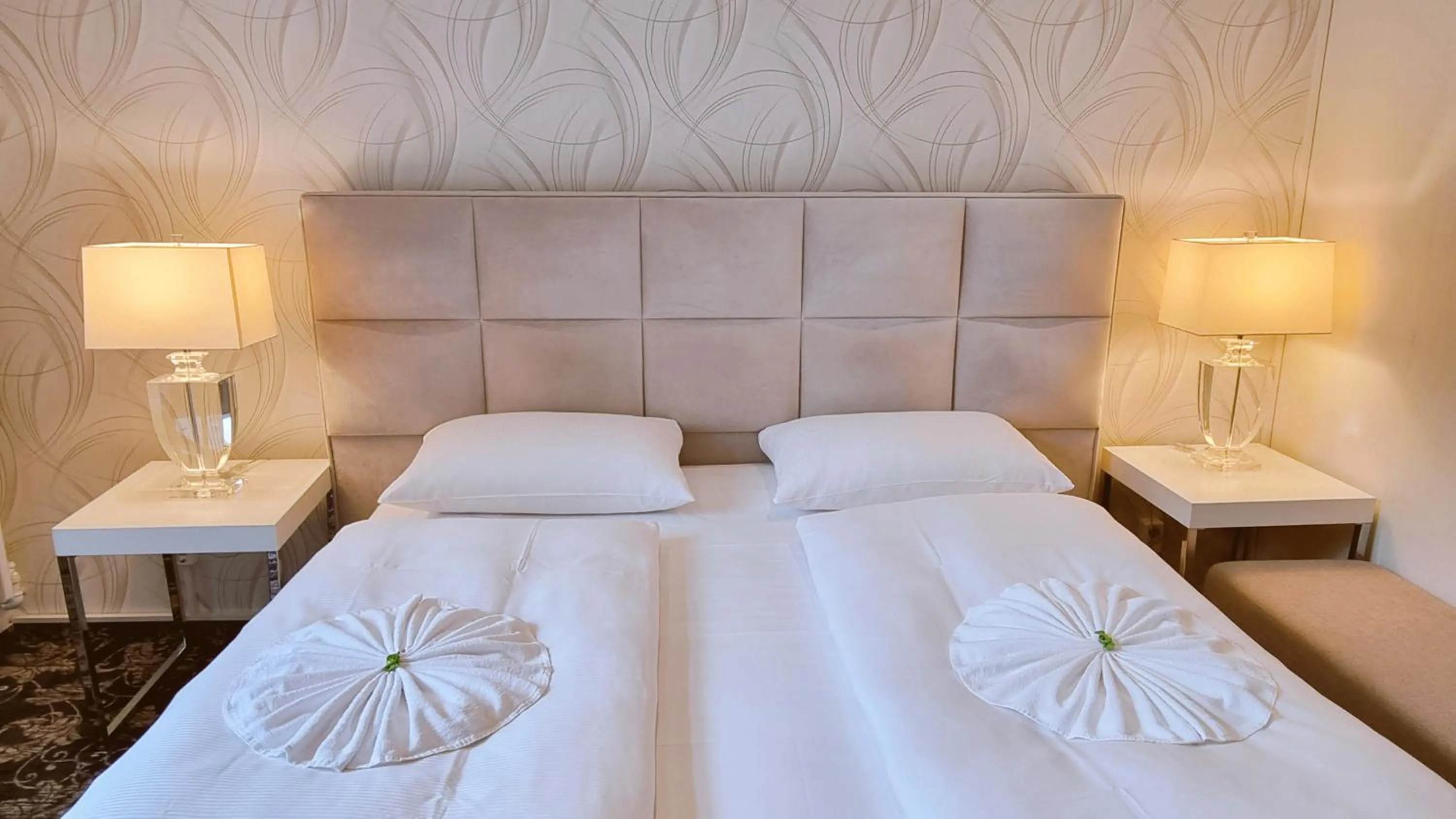 Bed in Hotel Gasteiner Hof