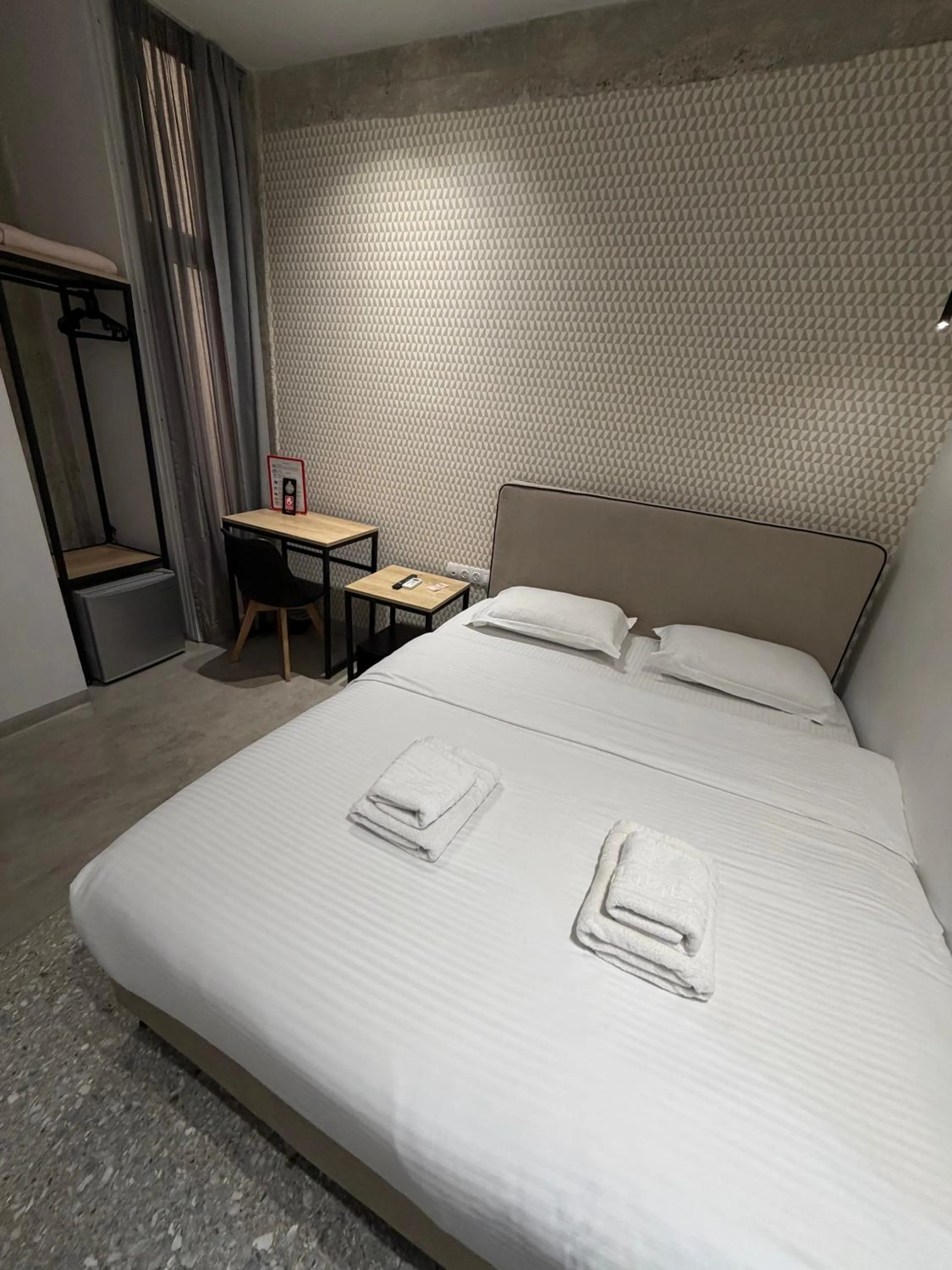 Bedroom, Bed in athensdot