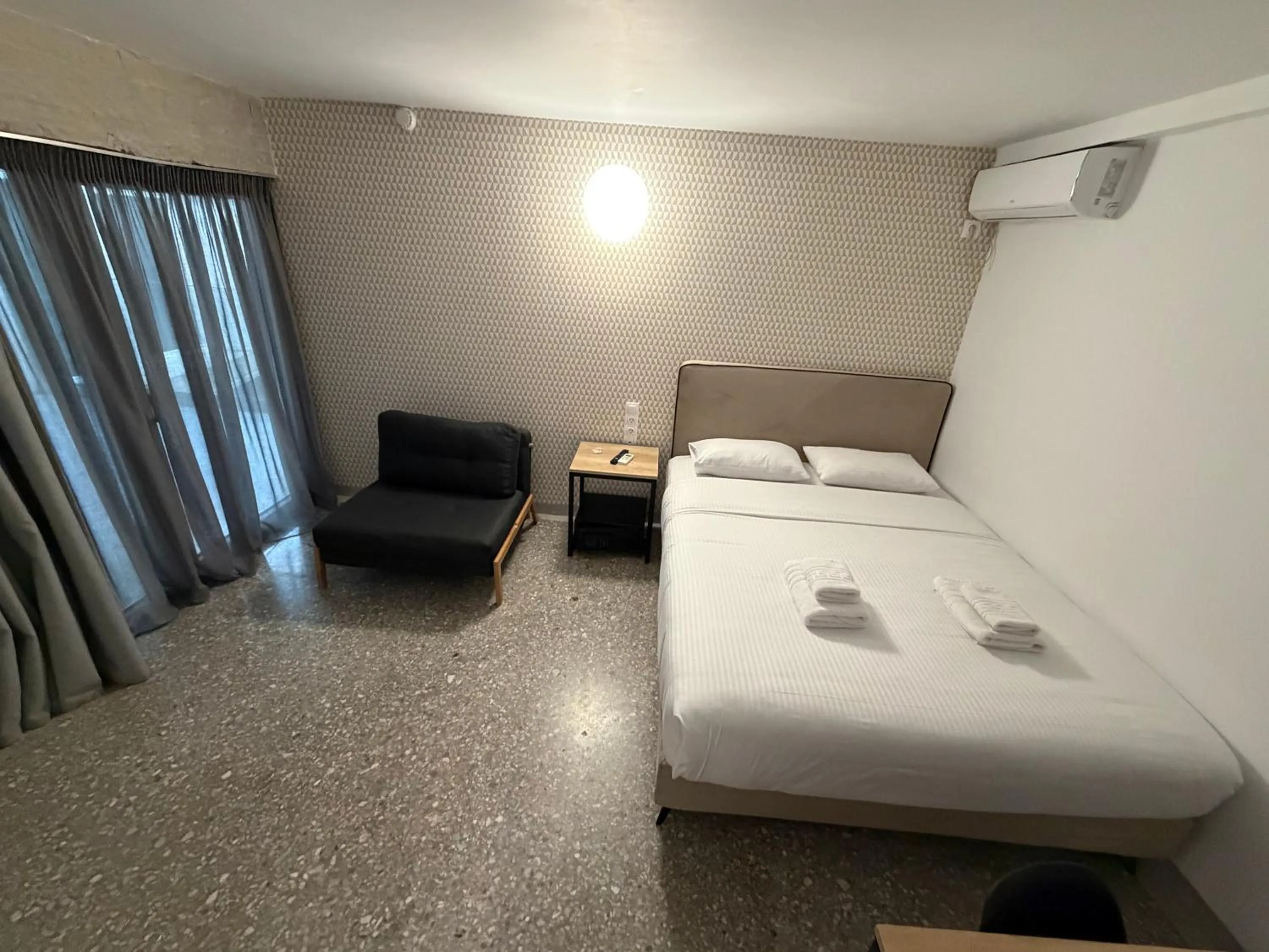 Bedroom, Bed in athensdot