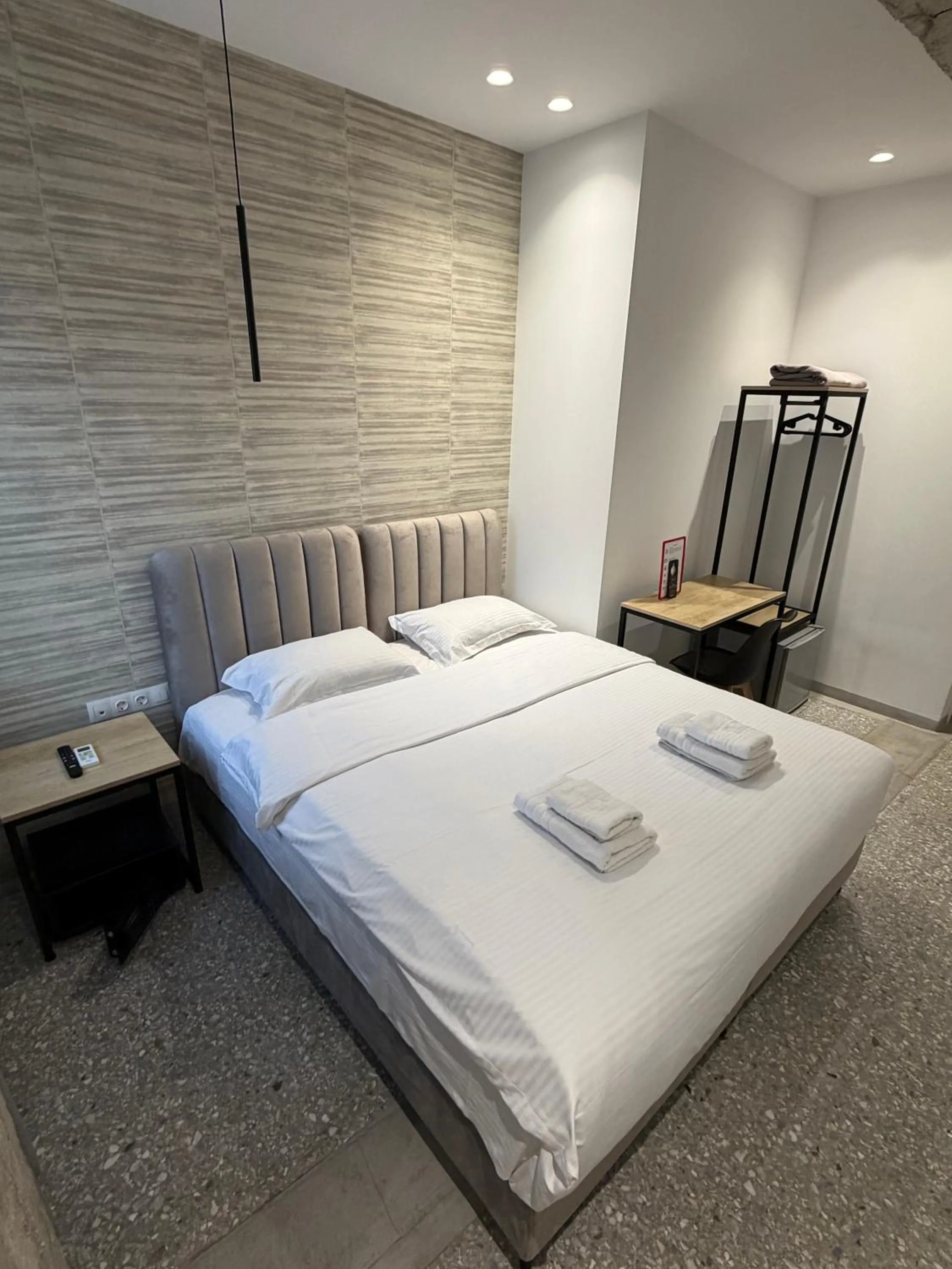 Bedroom, Bed in athensdot