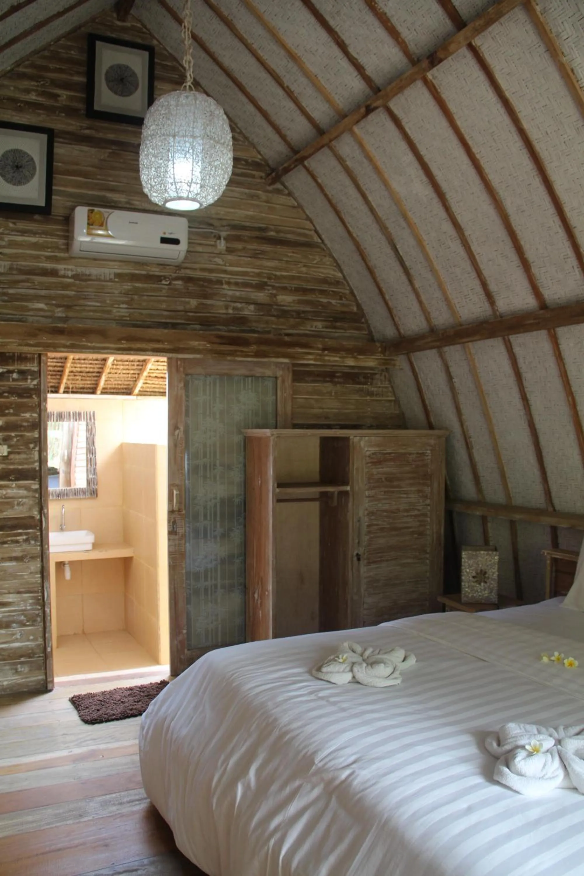 Bed in Star Bar and Bungalows