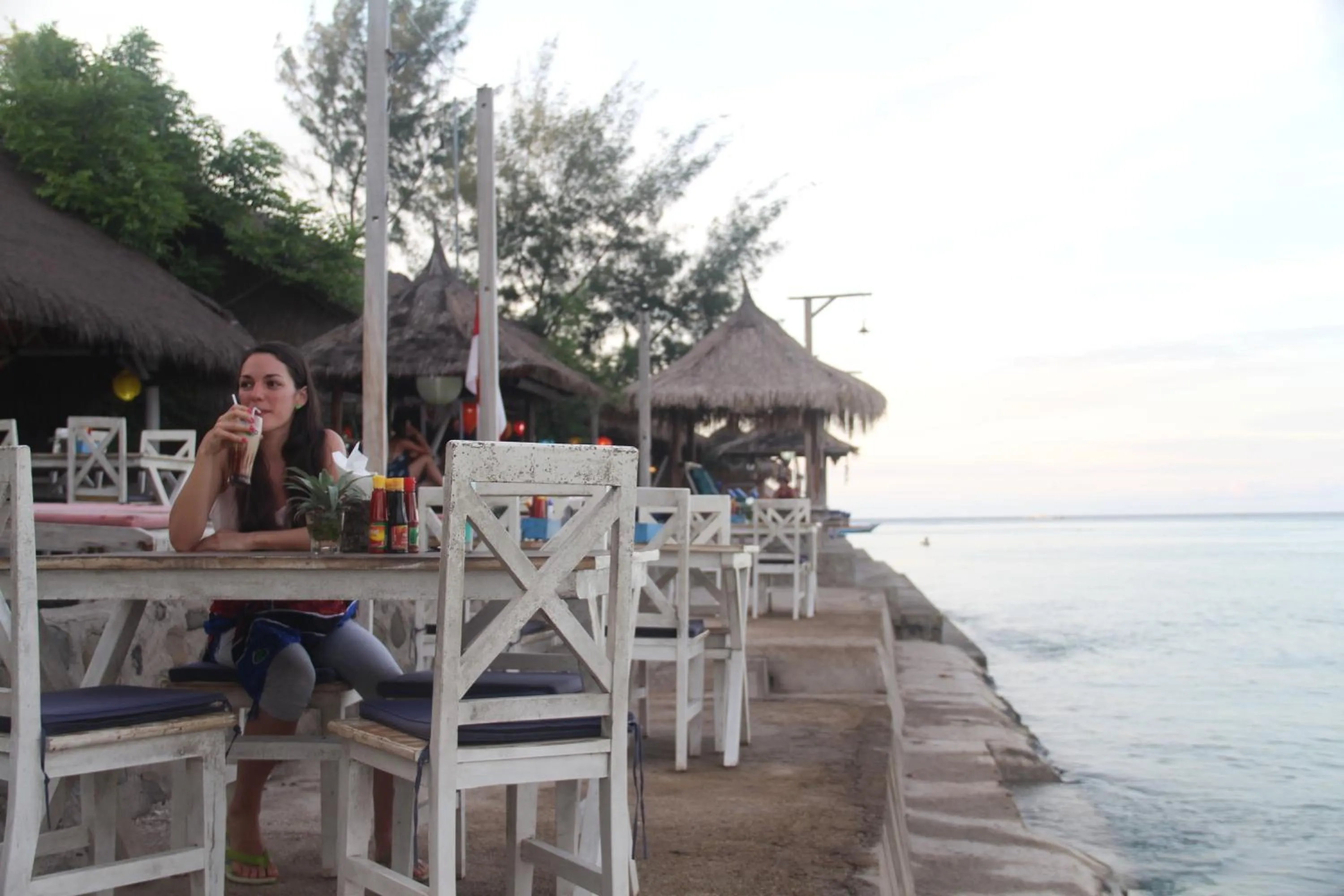 Restaurant/places to eat in Star Bar and Bungalows