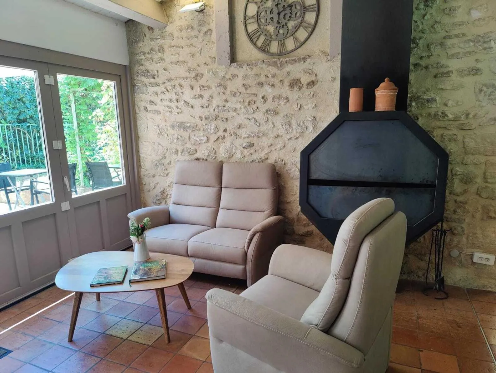 Lounge or bar in Le Mas des Laurels