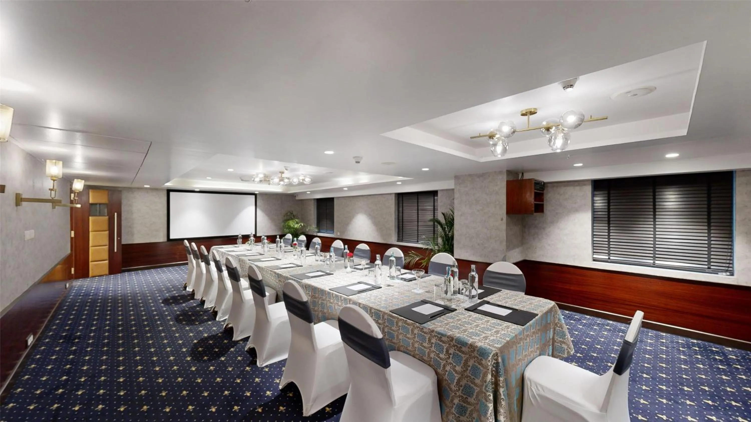 Meeting/conference room in Radisson Blu Hotel Ranchi